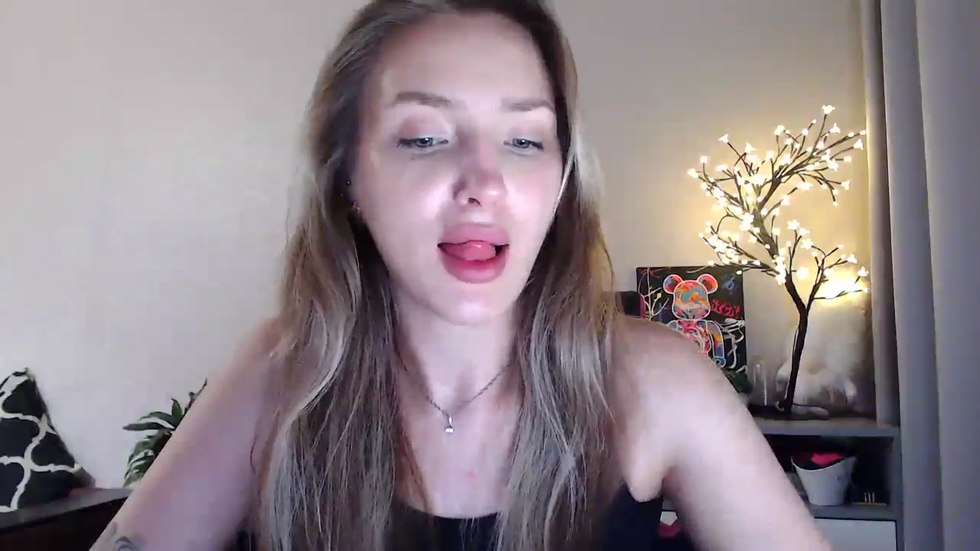 Gallery image thumbnail from My_Diana's myfreecams stream on, 07/09/2025, 21:07 image 2 of 20