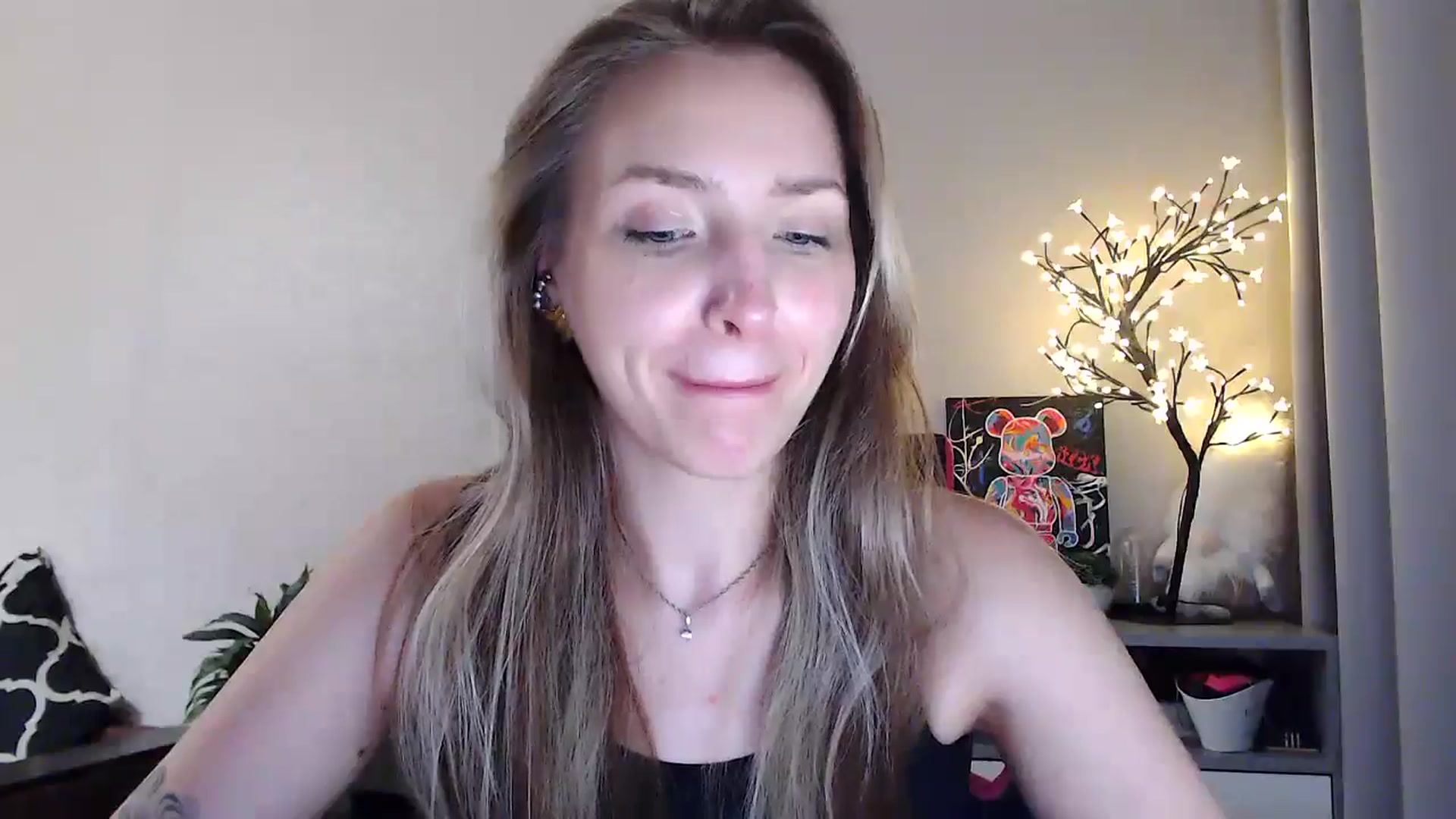 Gallery image thumbnail from My_Diana's myfreecams stream on, 07/09/2025, 21:07 image 3 of 20