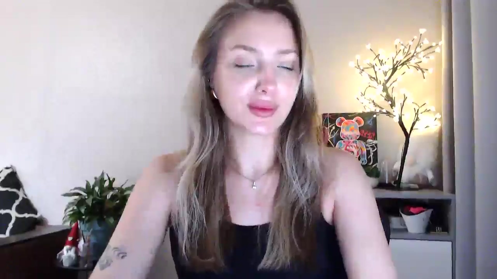 Gallery image thumbnail from My_Diana's myfreecams stream on, 07/09/2025, 21:07 image 8 of 20