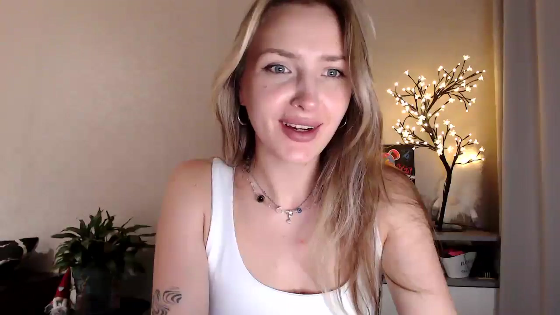 Gallery image thumbnail from My_Diana's myfreecams stream on, 07/10/2025, 21:44 image 2 of 20