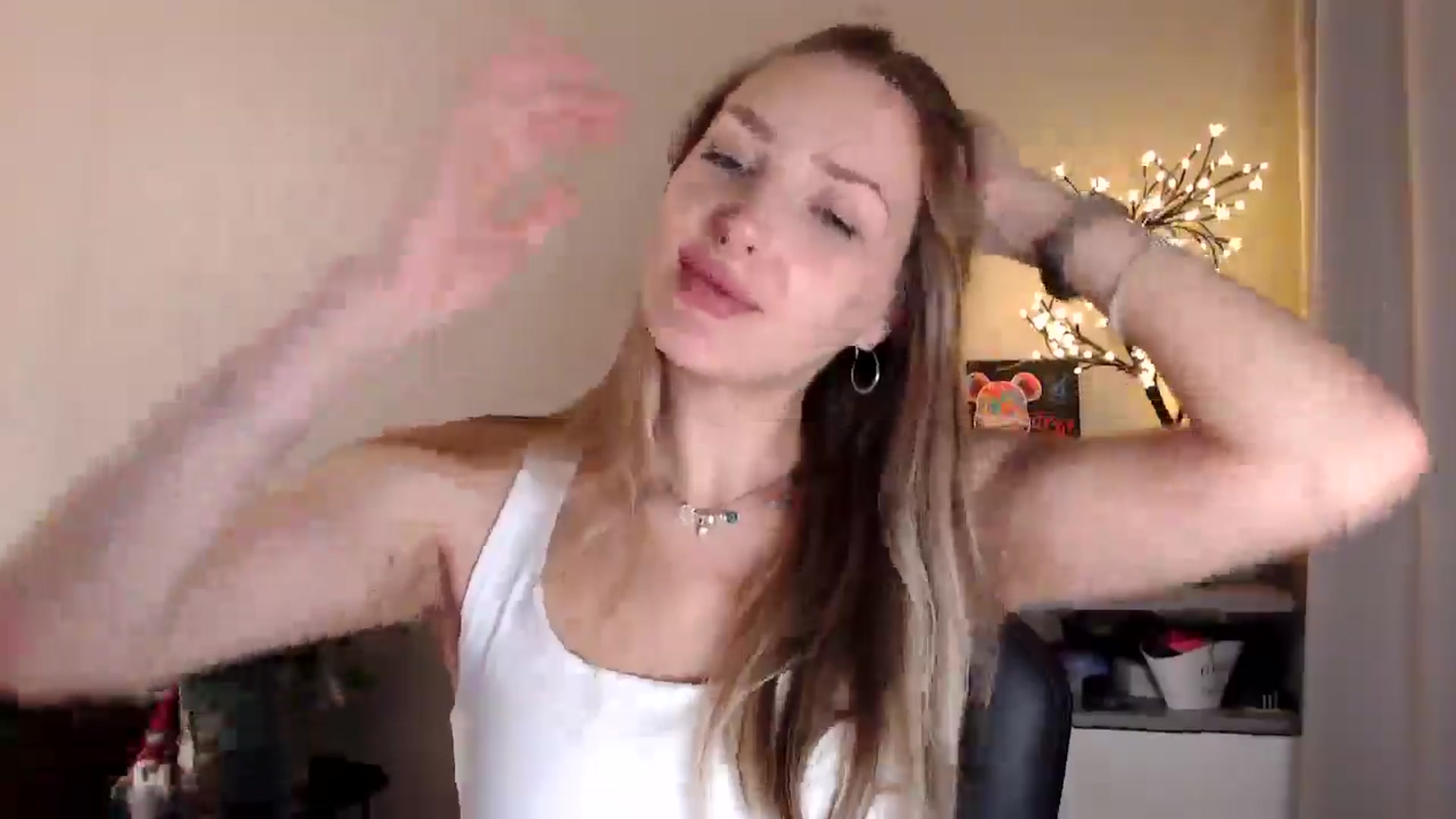 Gallery image thumbnail from My_Diana's myfreecams stream on, 07/10/2025, 21:44 image 15 of 20