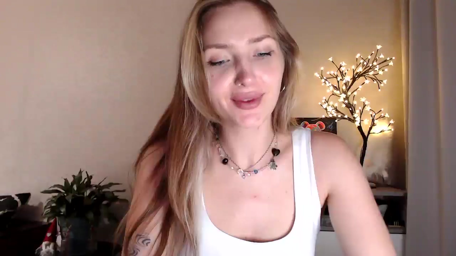 Gallery image thumbnail from My_Diana's myfreecams stream on, 07/10/2025, 21:44 image 1 of 20