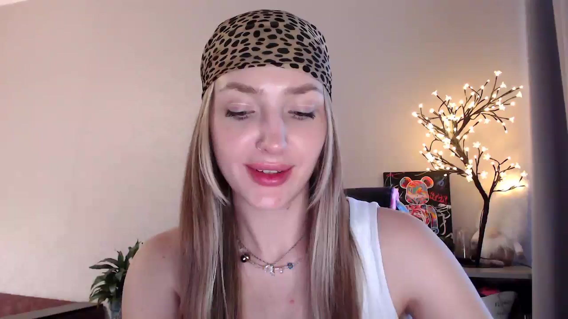 Gallery image thumbnail from My_Diana's myfreecams stream on, 07/11/2025, 16:13 image 2 of 20