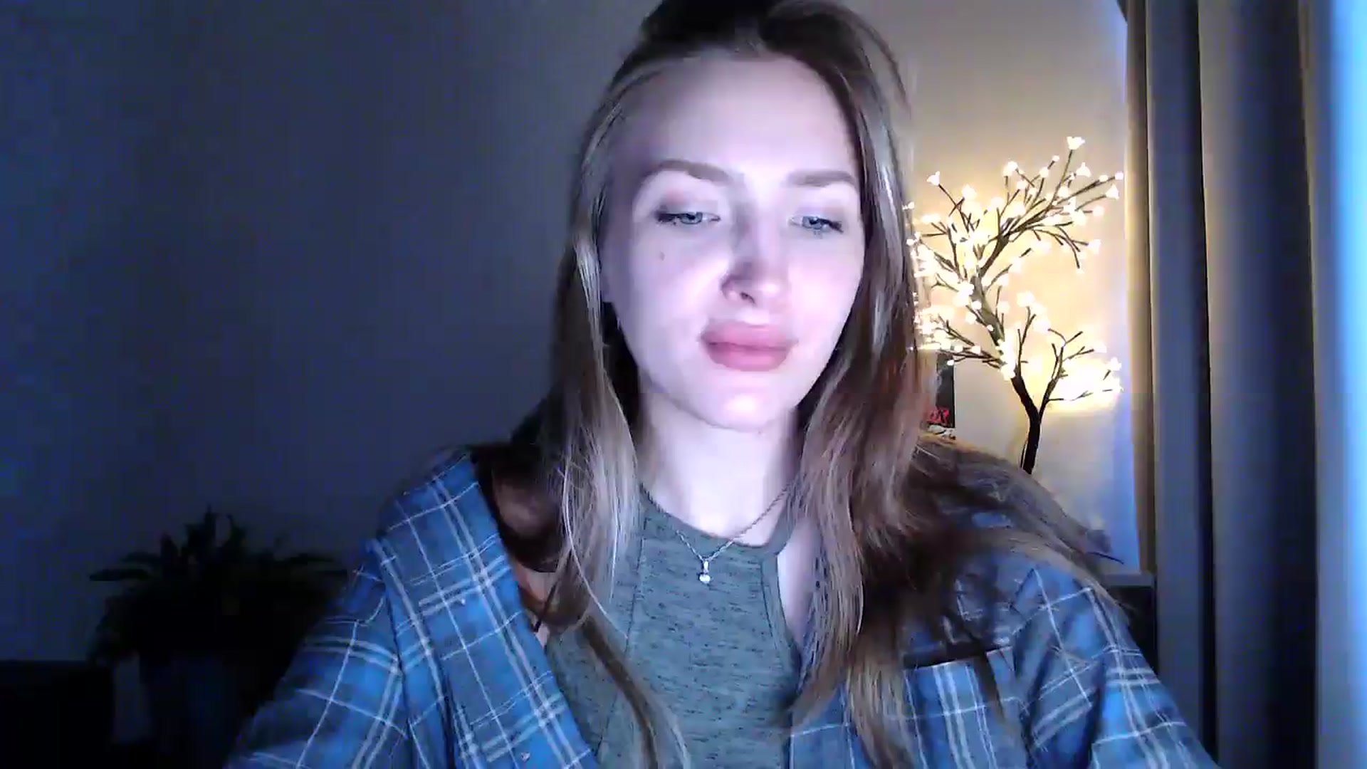 Gallery image thumbnail from My_Diana's myfreecams stream on, 07/12/2025, 15:07 image 18 of 20