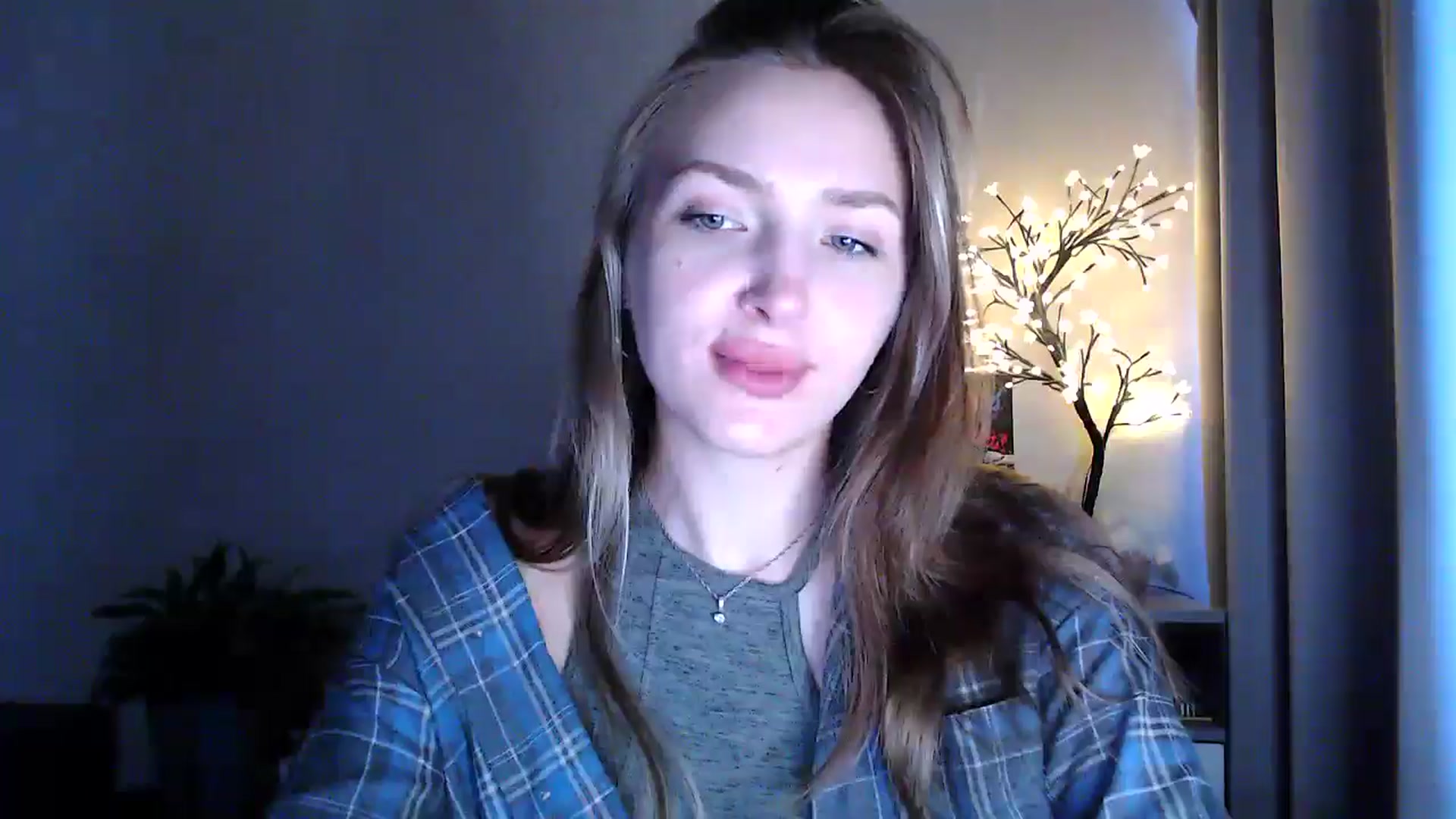 Gallery image thumbnail from My_Diana's myfreecams stream on, 07/12/2025, 15:07 image 17 of 20