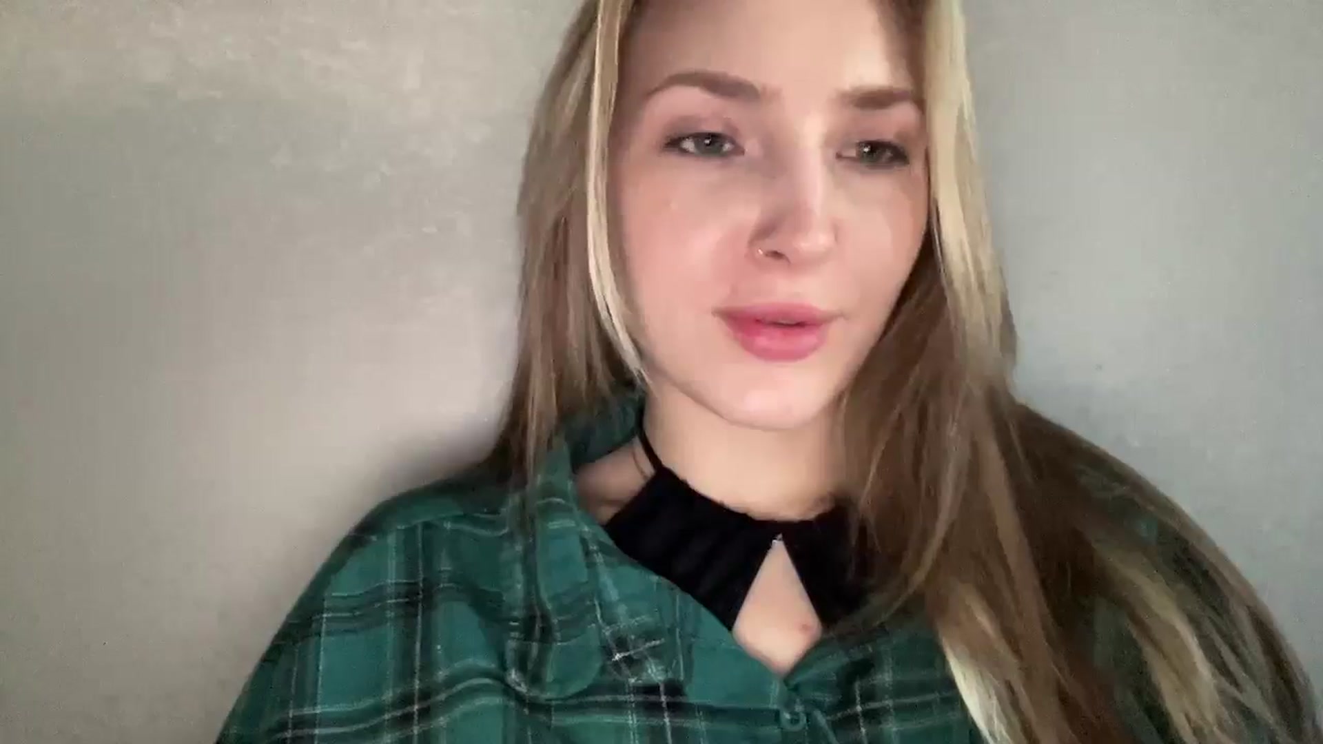 Gallery image thumbnail from My_Diana's myfreecams stream on, 07/13/2025, 16:17 image 13 of 20