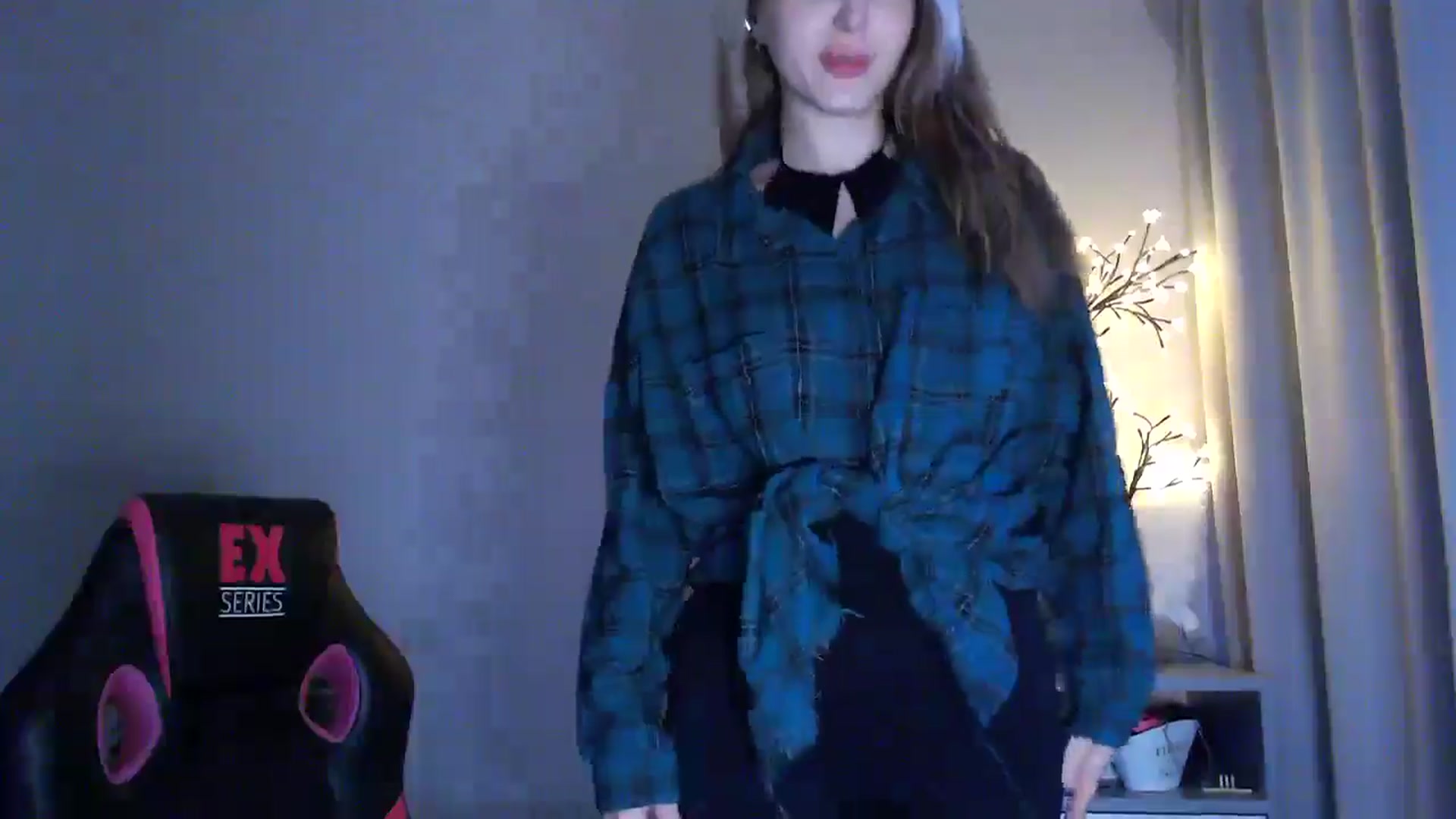 Gallery image thumbnail from My_Diana's myfreecams stream on, 07/13/2025, 16:17 image 8 of 20