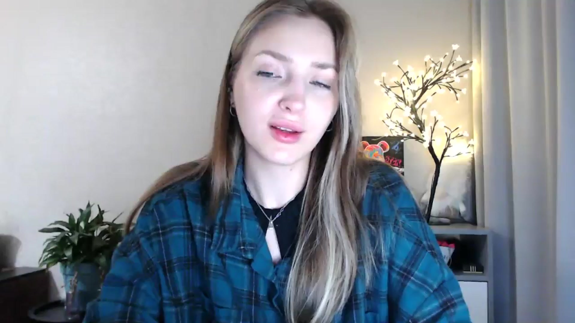 Gallery image thumbnail from My_Diana's myfreecams stream on, 07/13/2025, 20:02 image 4 of 20