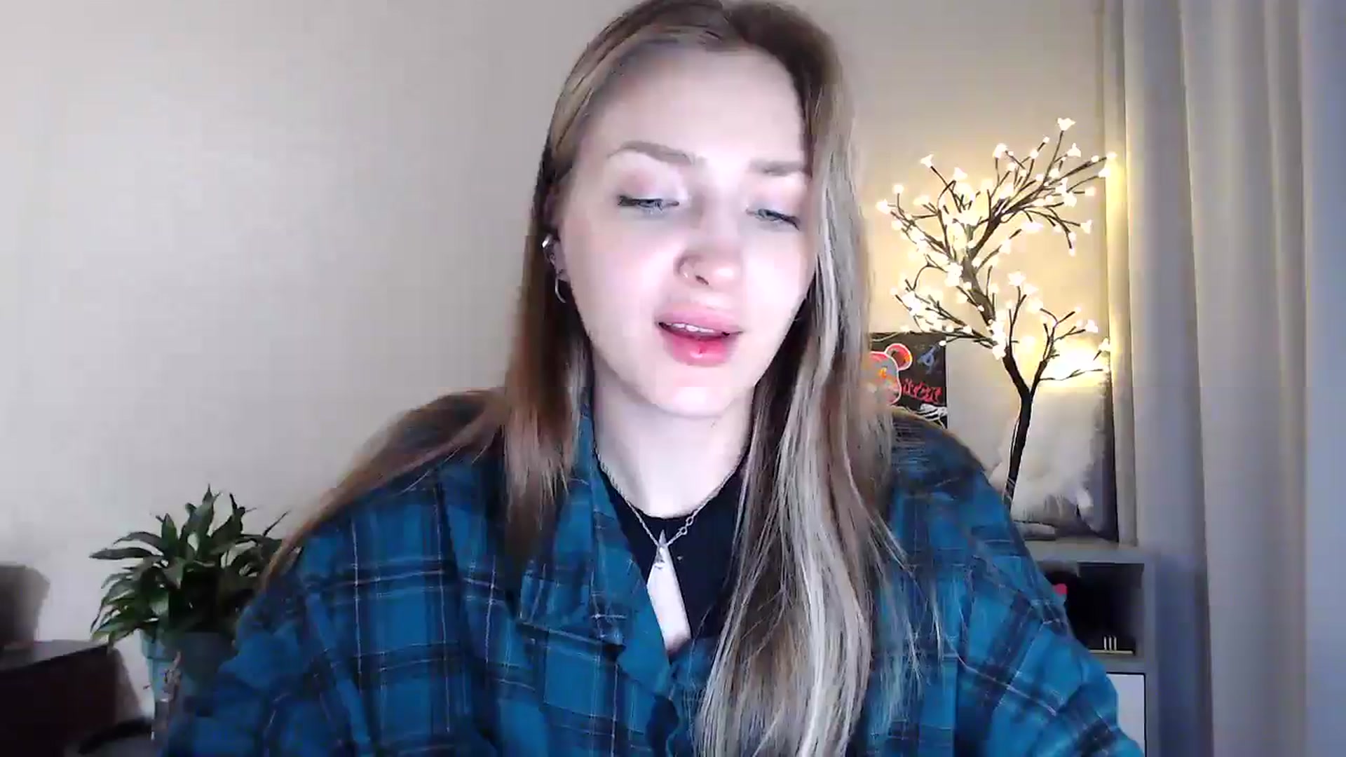 Gallery image thumbnail from My_Diana's myfreecams stream on, 07/13/2025, 20:02 image 5 of 20