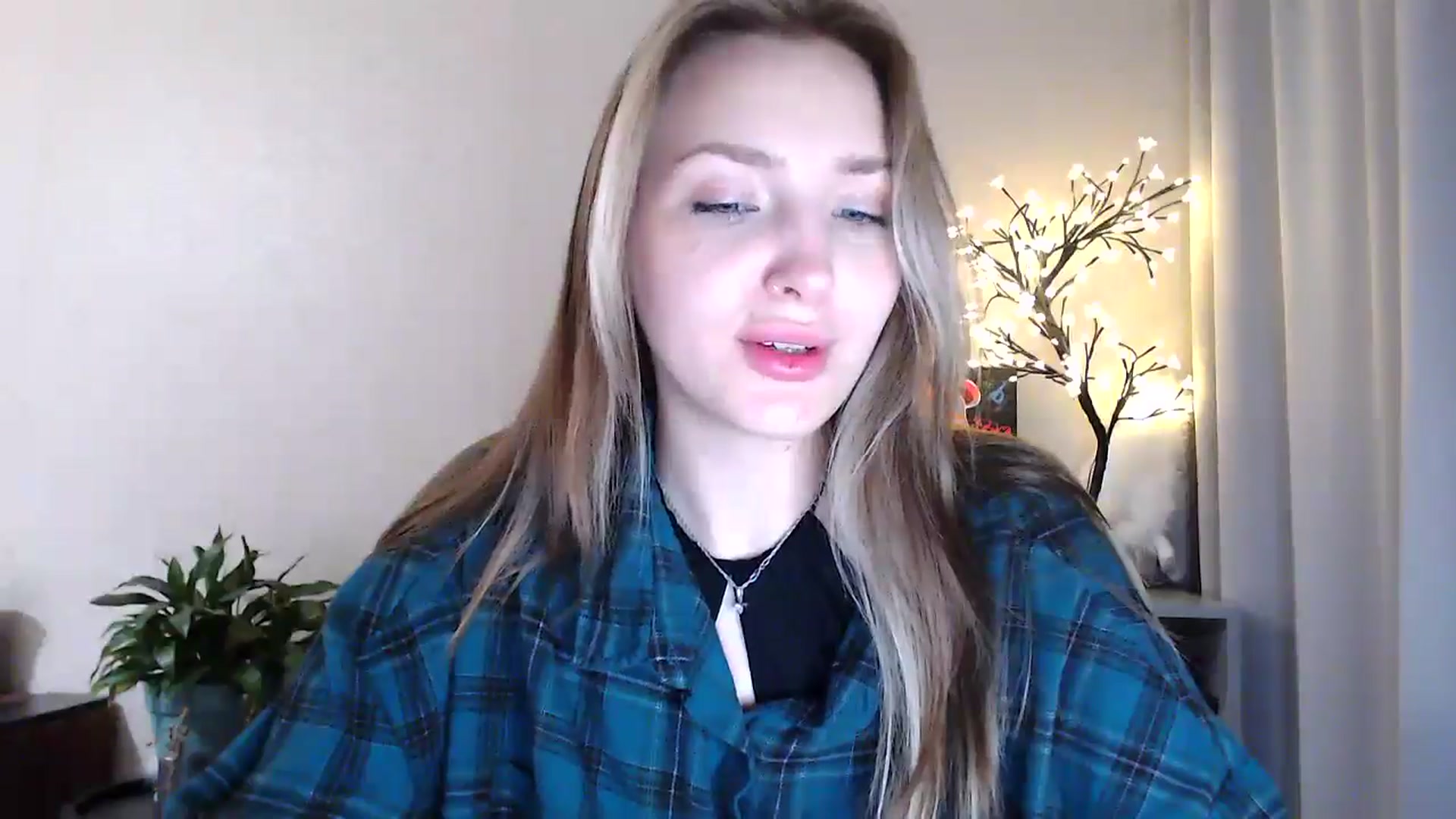 Gallery image thumbnail from My_Diana's myfreecams stream on, 07/13/2025, 20:02 image 10 of 20