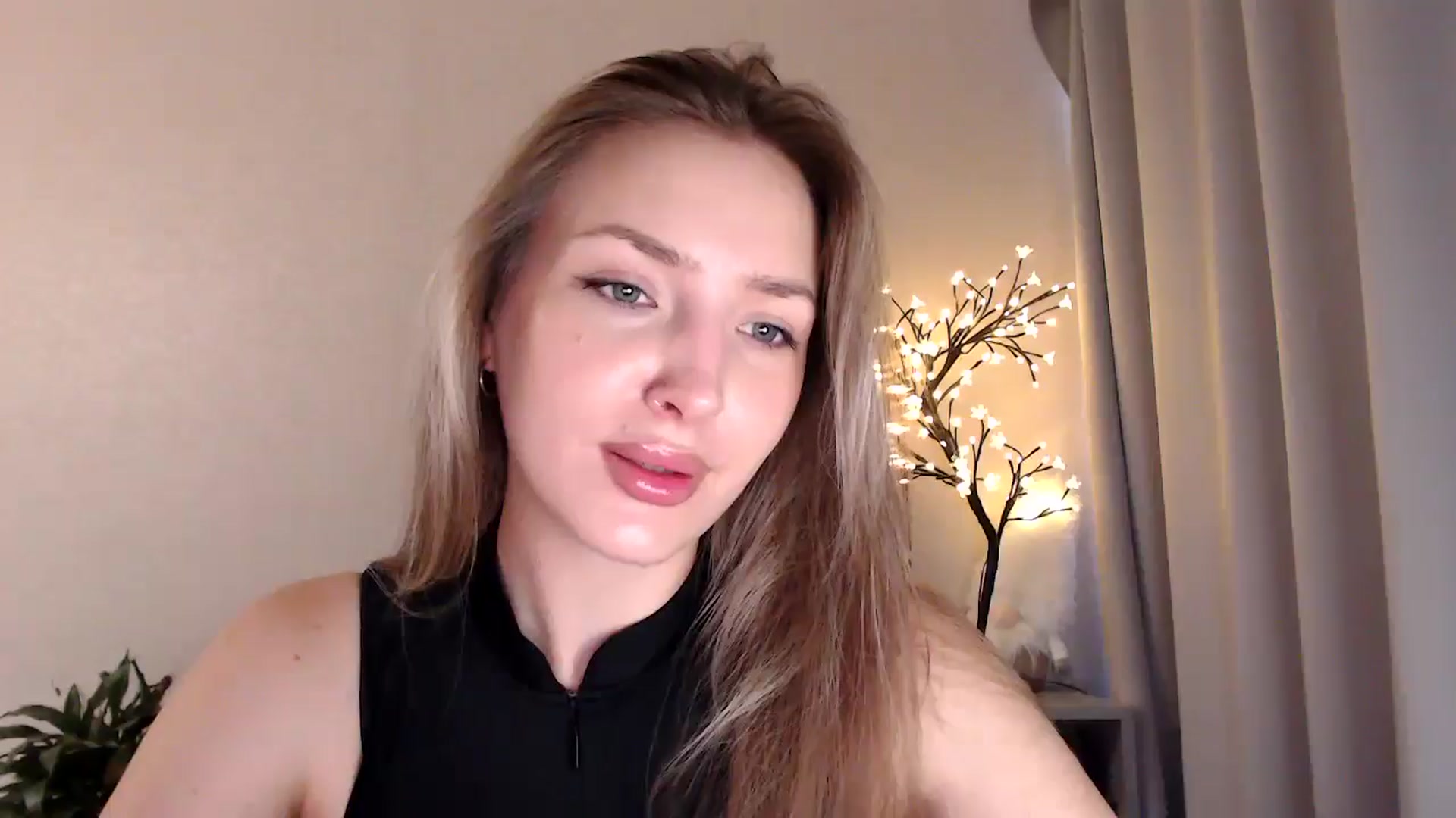 Gallery image thumbnail from My_Diana's myfreecams stream on, 07/15/2025, 15:12 image 2 of 20