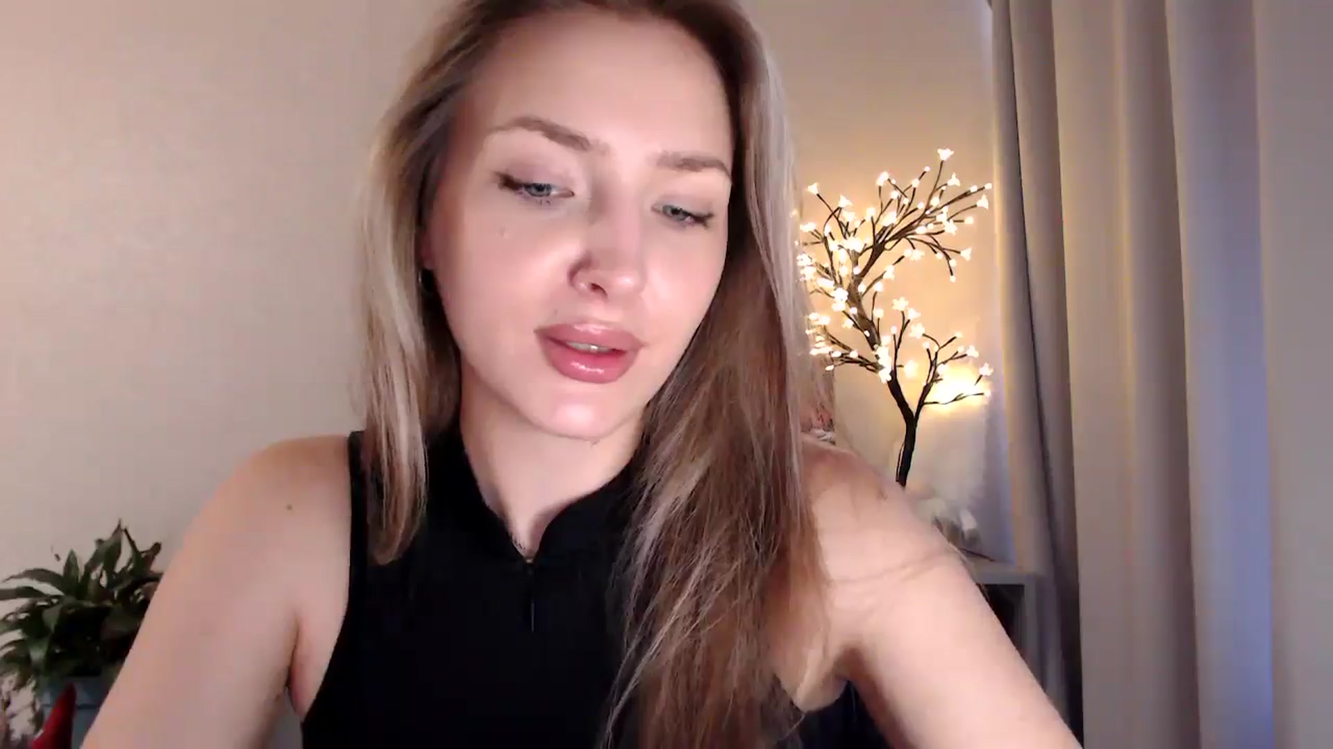 Gallery image thumbnail from My_Diana's myfreecams stream on, 07/15/2025, 15:12 image 5 of 20