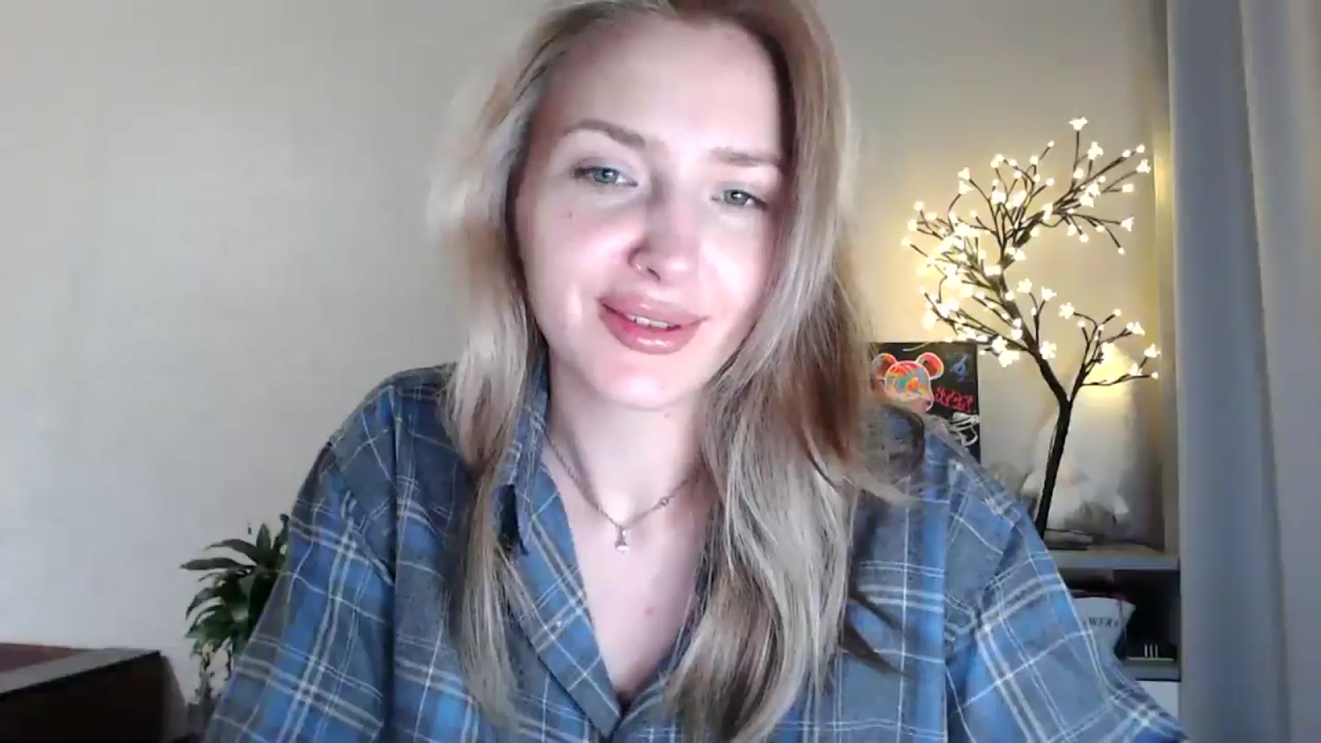 Gallery image thumbnail from My_Diana's myfreecams stream on, 07/18/2025, 17:07 image 19 of 20