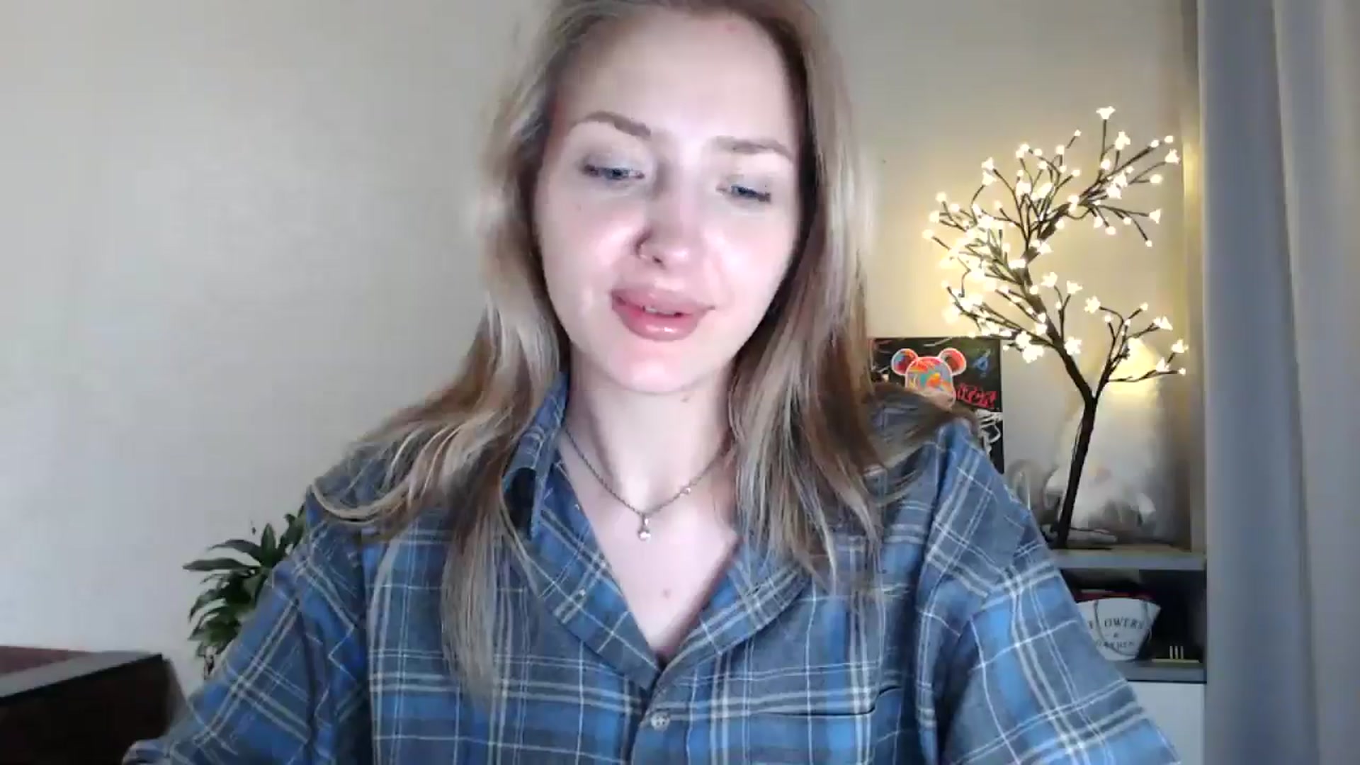 Gallery image thumbnail from My_Diana's myfreecams stream on, 07/18/2025, 17:07 image 13 of 20