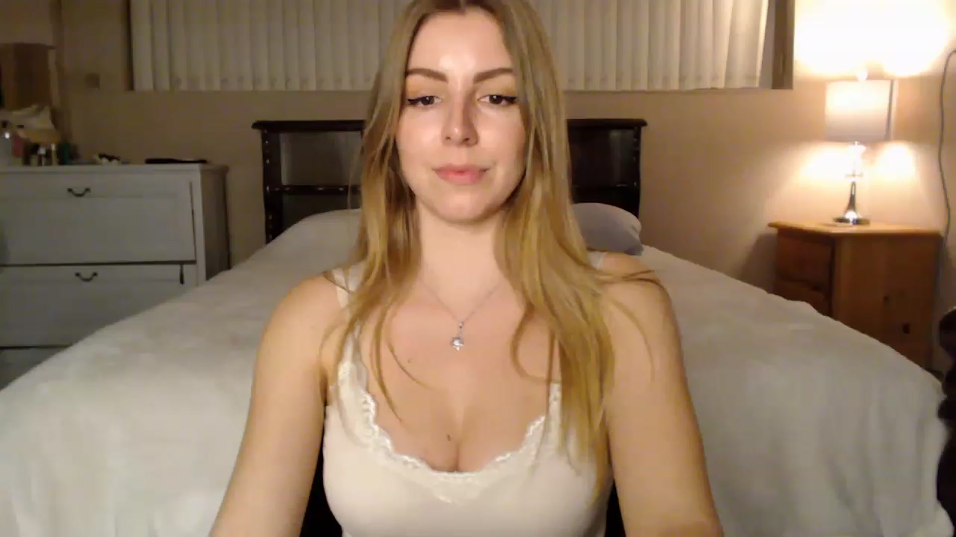 Gallery image thumbnail from MyaDelaney's myfreecams stream on, 11/29/2022, 05:50 image 6 of 20