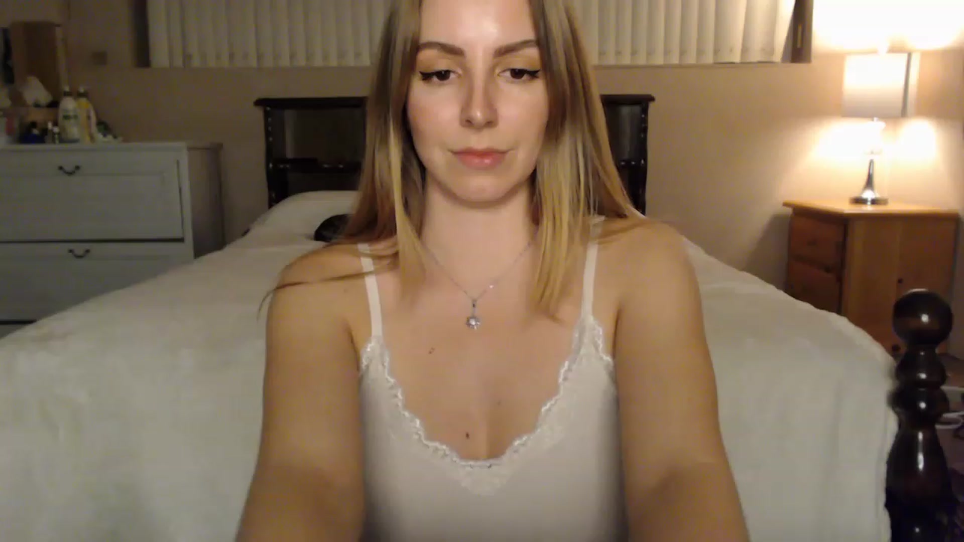 Gallery image thumbnail from MyaDelaney's myfreecams stream on, 12/10/2022, 02:58 image 20 of 20