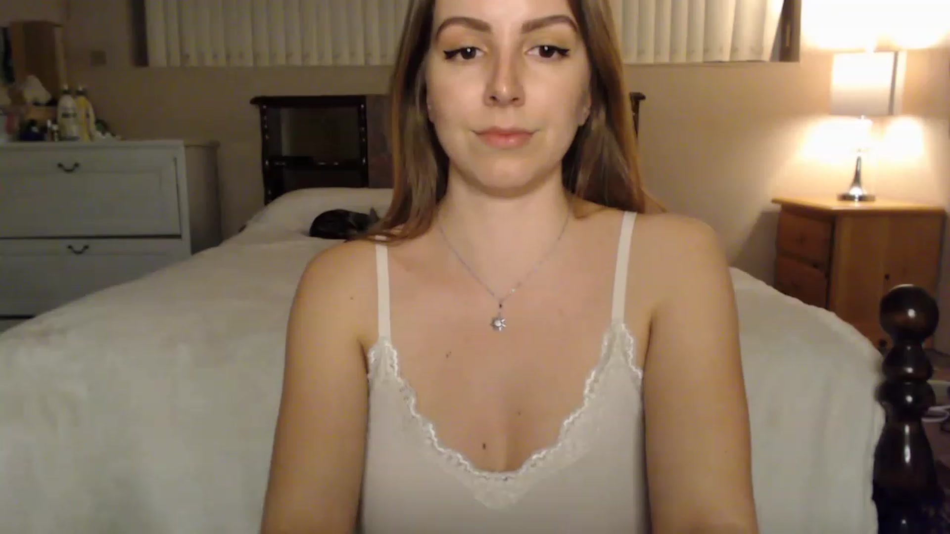 Gallery image thumbnail from MyaDelaney's myfreecams stream on, 12/10/2022, 02:58 image 16 of 20