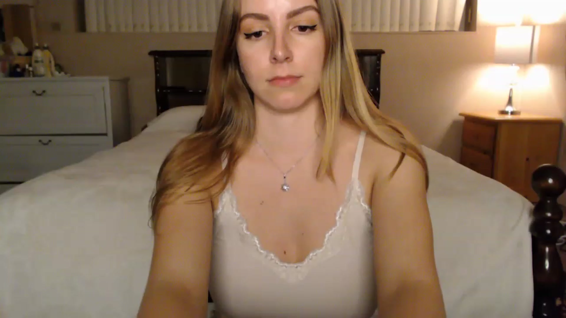 Gallery image thumbnail from MyaDelaney's myfreecams stream on, 12/10/2022, 04:02 image 18 of 20
