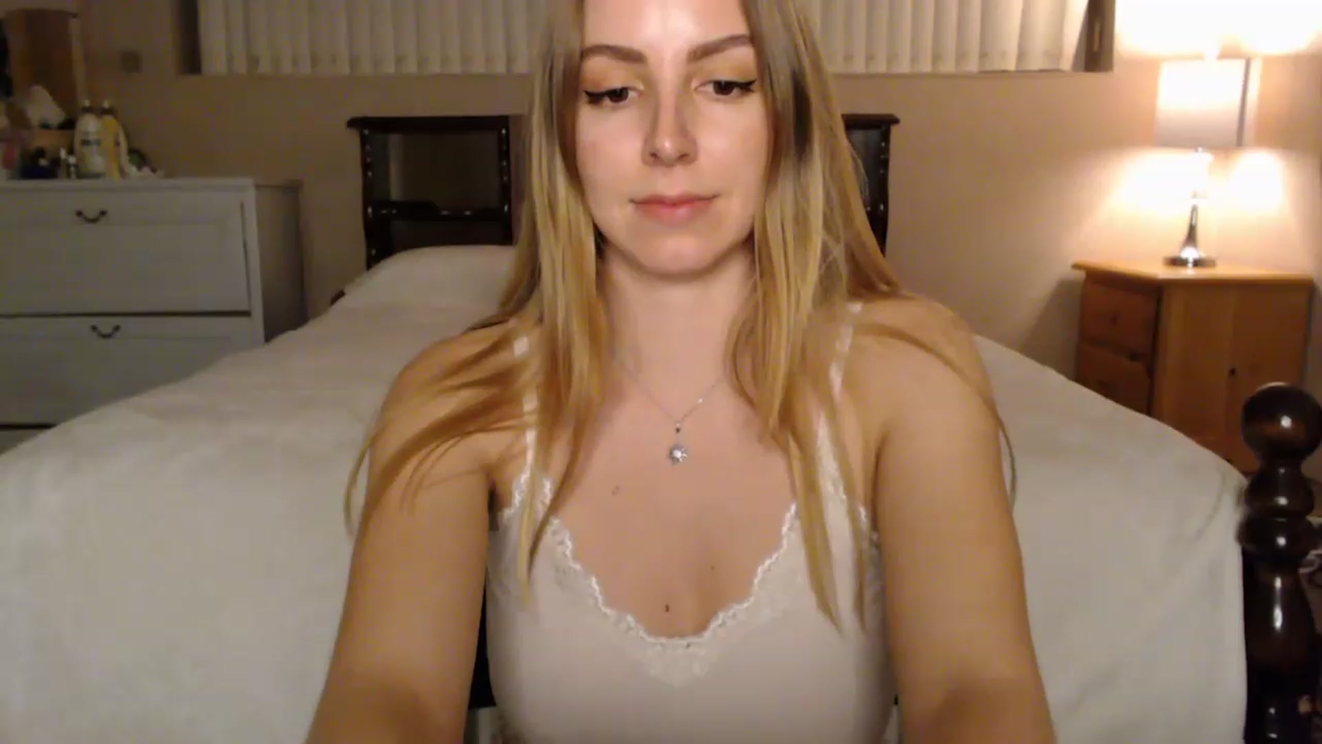 Gallery image thumbnail from MyaDelaney's myfreecams stream on, 12/10/2022, 04:02 image 7 of 20