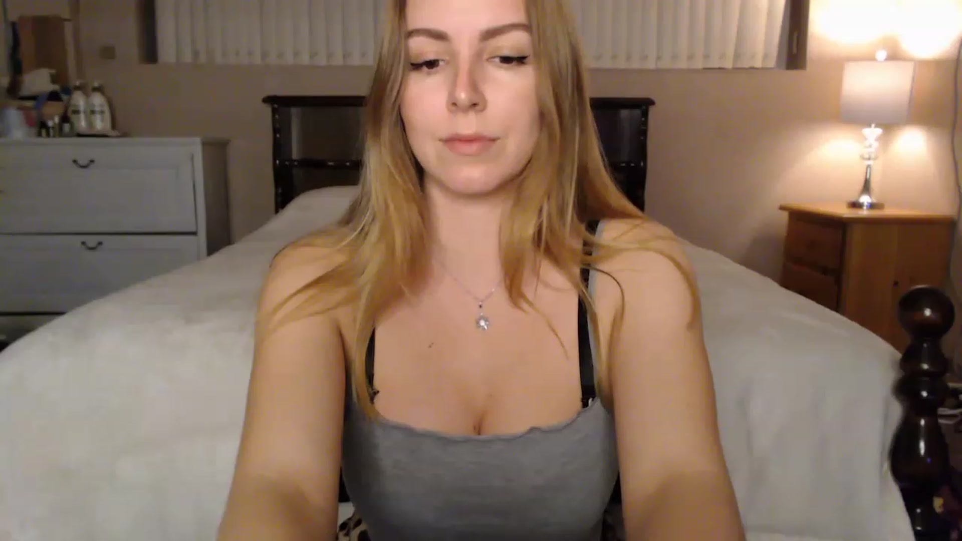 Gallery image thumbnail from MyaDelaney's myfreecams stream on, 12/29/2022, 04:02 image 4 of 20
