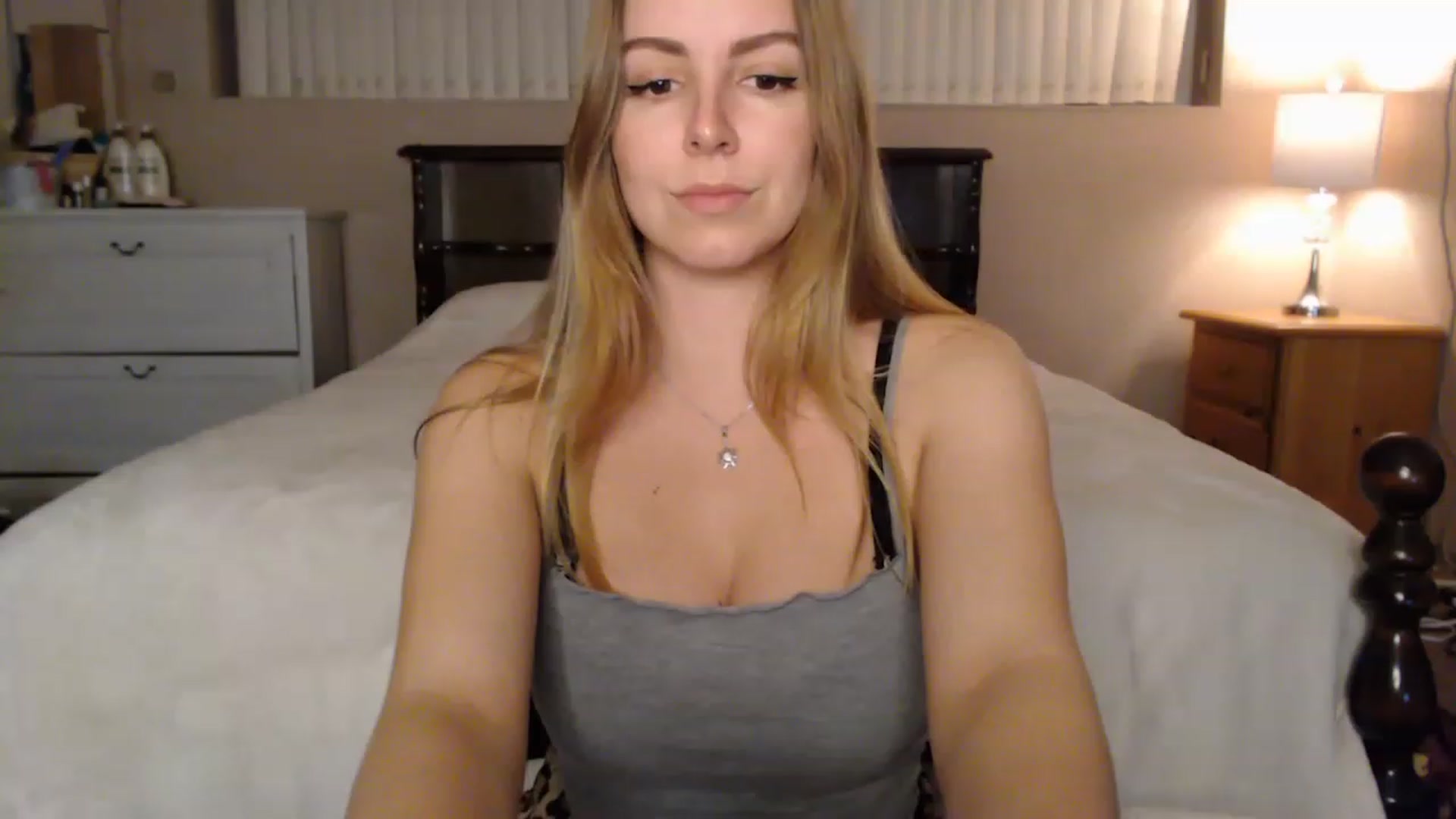 Gallery image thumbnail from MyaDelaney's myfreecams stream on, 12/29/2022, 04:02 image 5 of 20