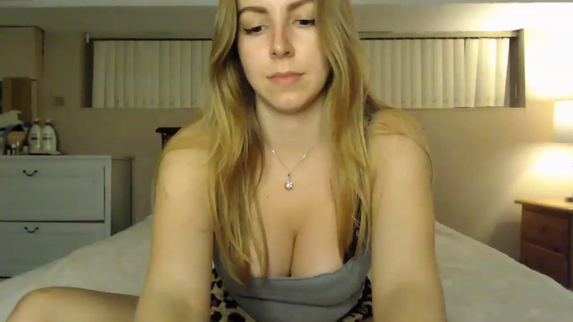 Gallery image thumbnail from MyaDelaney's myfreecams stream on, 12/29/2022, 07:22 image 18 of 20