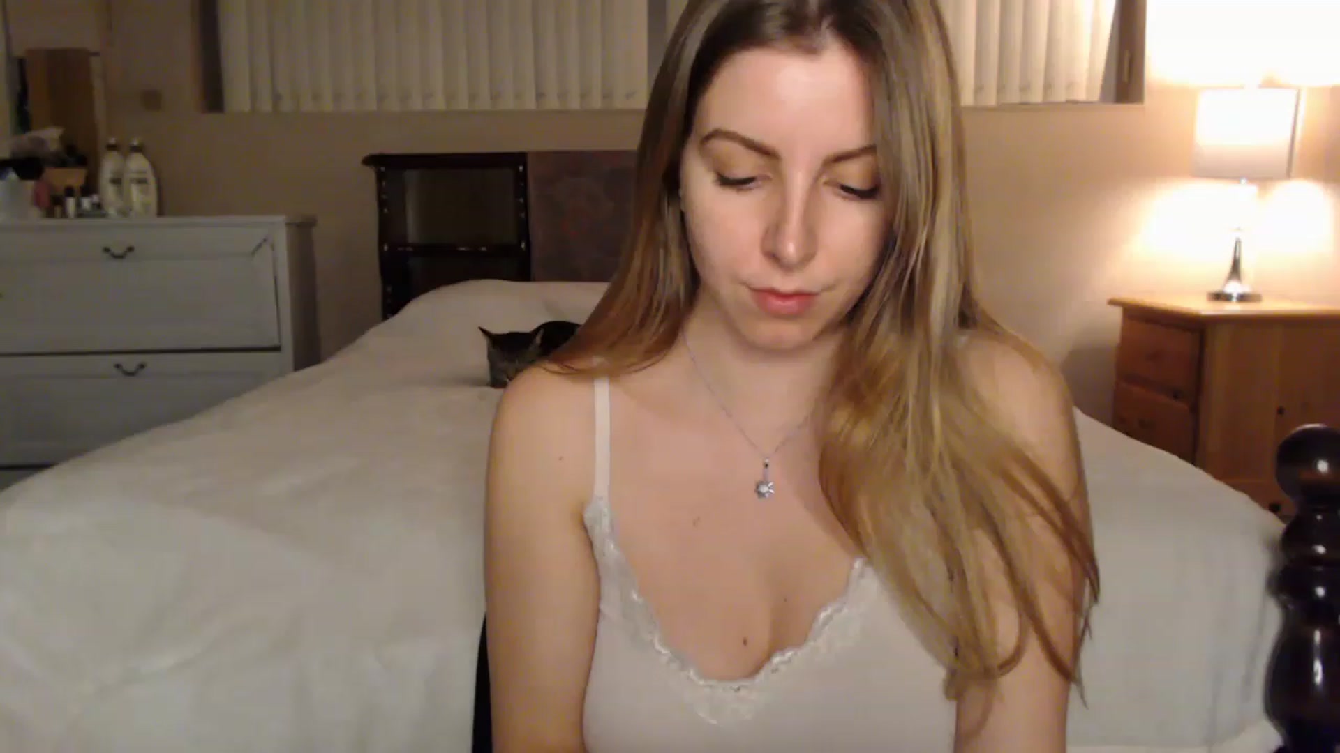 Gallery image thumbnail from MyaDelaney's myfreecams stream on, 01/19/2023, 05:03 image 8 of 20