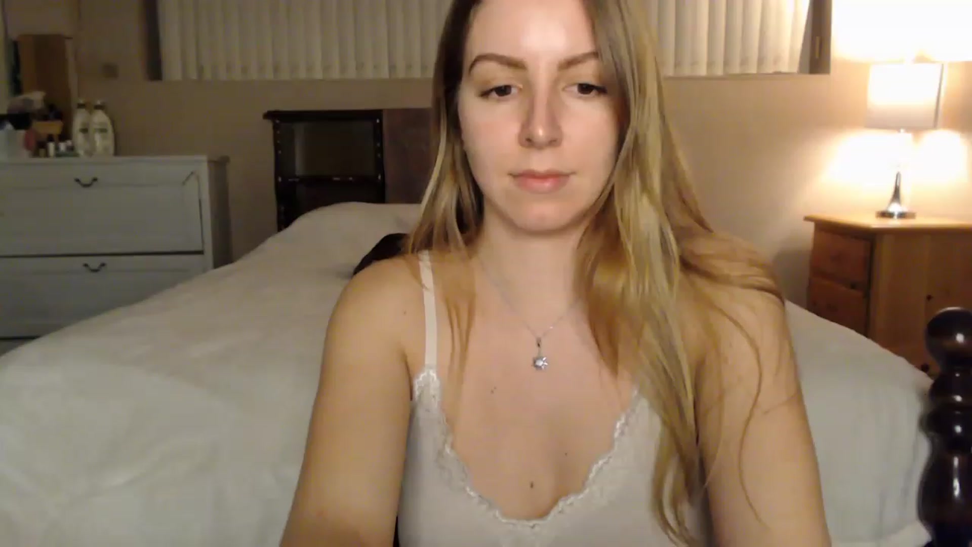 Gallery image thumbnail from MyaDelaney's myfreecams stream on, 01/19/2023, 05:03 image 13 of 20
