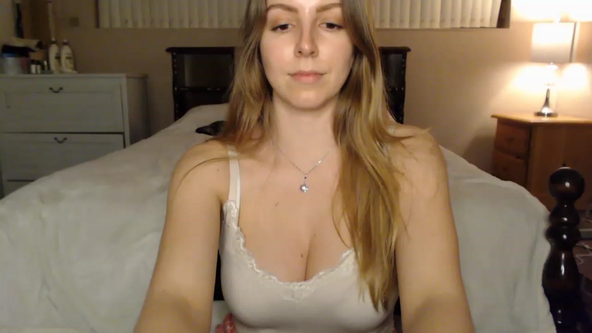 Gallery image thumbnail from MyaDelaney's myfreecams stream on, 02/06/2023, 05:38 image 13 of 20
