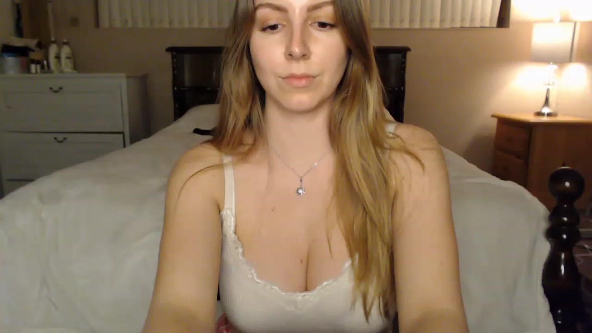 Gallery image thumbnail from MyaDelaney's myfreecams stream on, 02/06/2023, 05:38 image 15 of 20