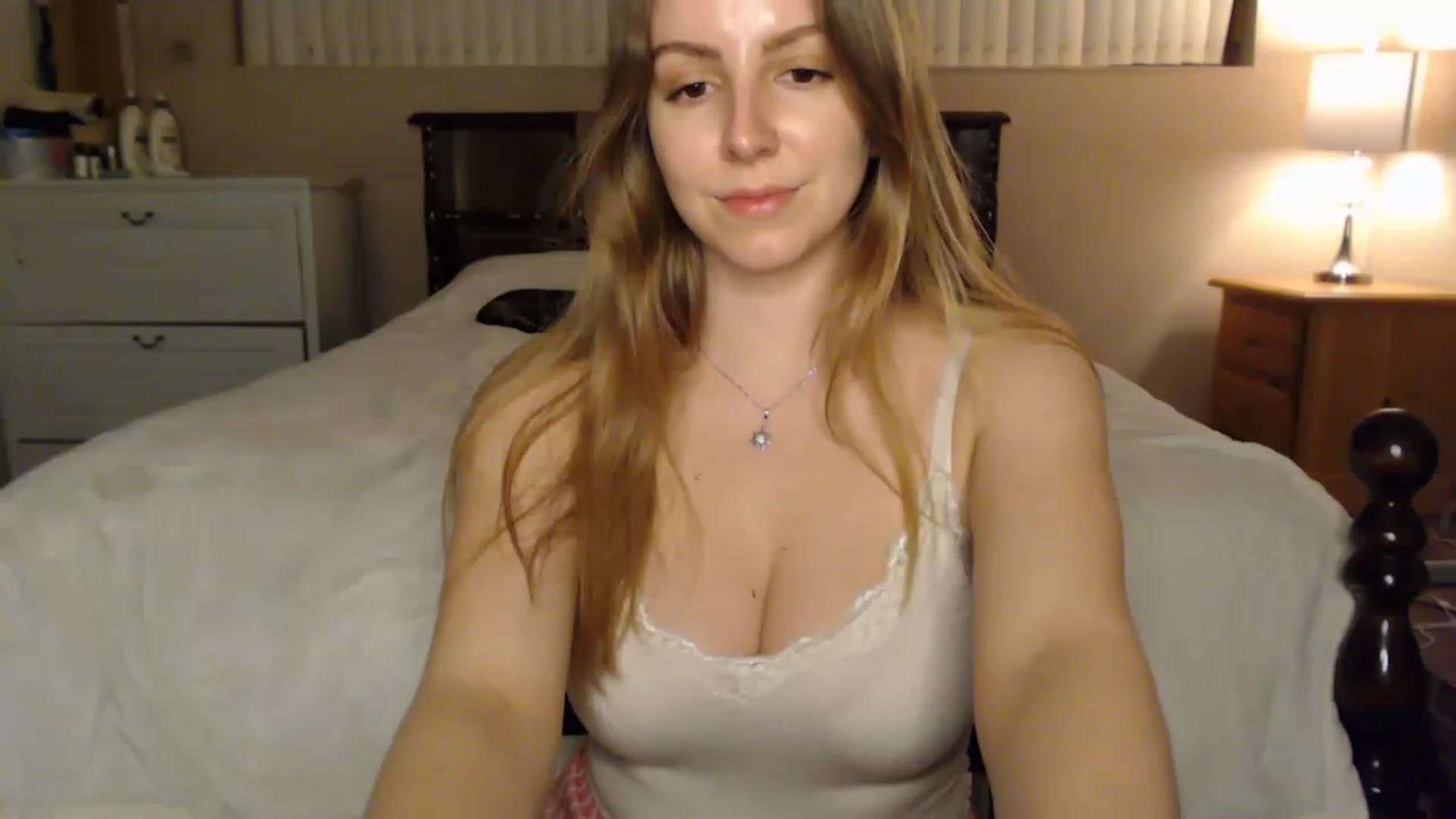 Gallery image thumbnail from MyaDelaney's myfreecams stream on, 02/06/2023, 05:38 image 9 of 20