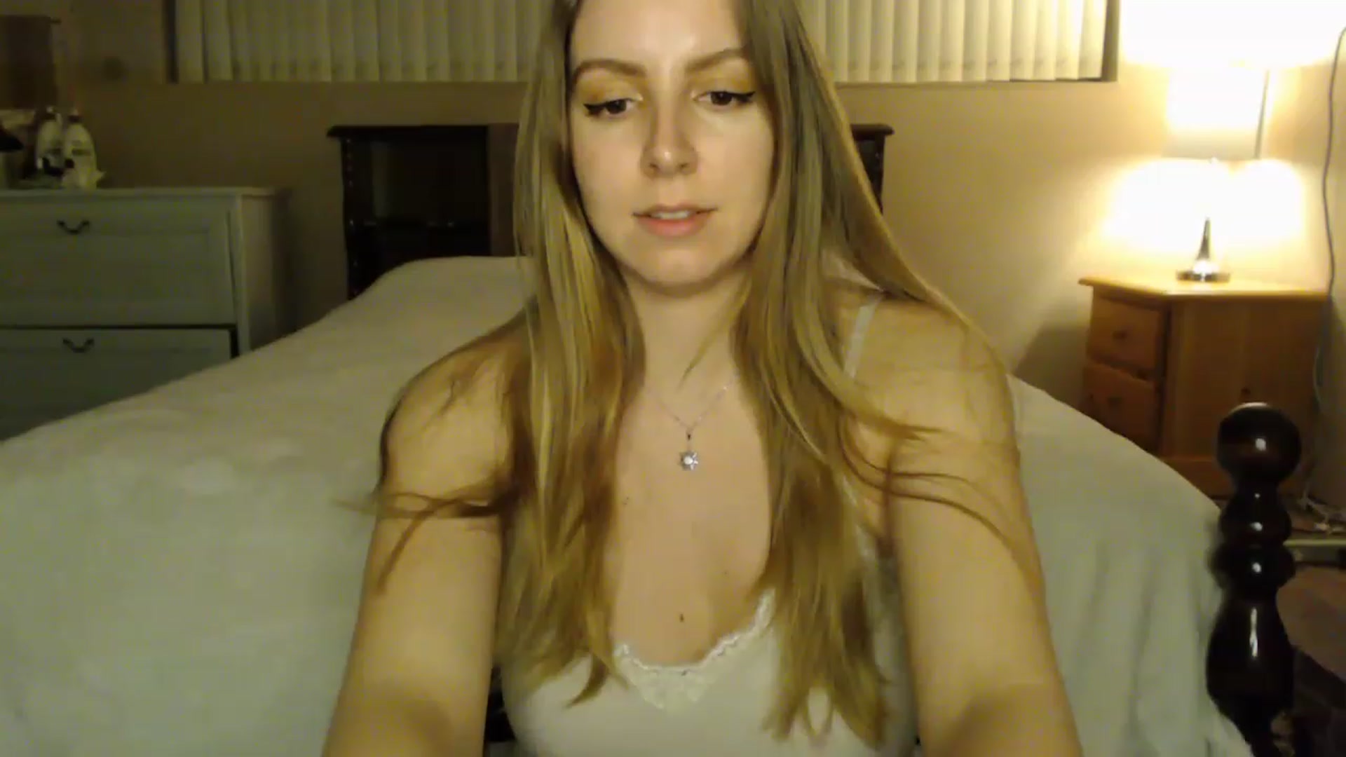 Gallery image thumbnail from MyaDelaney's myfreecams stream on, 02/17/2023, 04:53 image 14 of 20