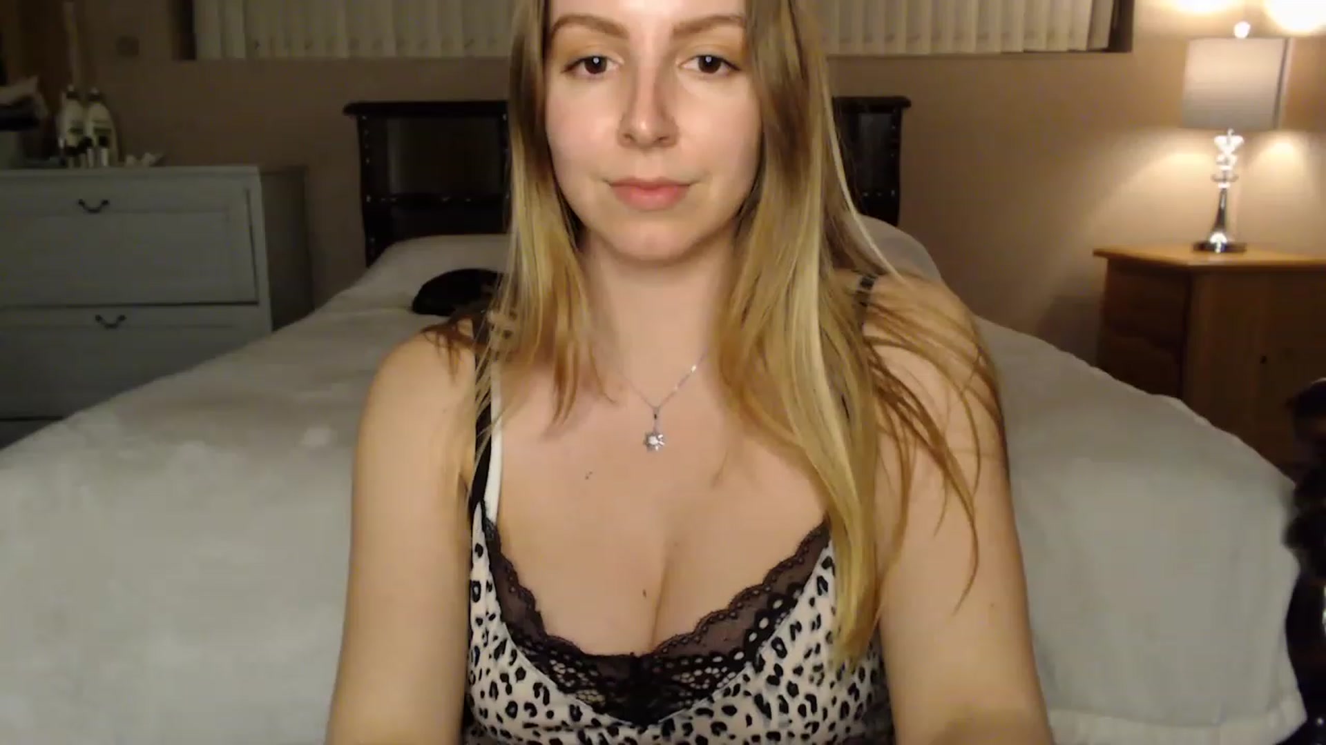 Gallery image thumbnail from MyaDelaney's myfreecams stream on, 02/21/2023, 05:22 image 1 of 20