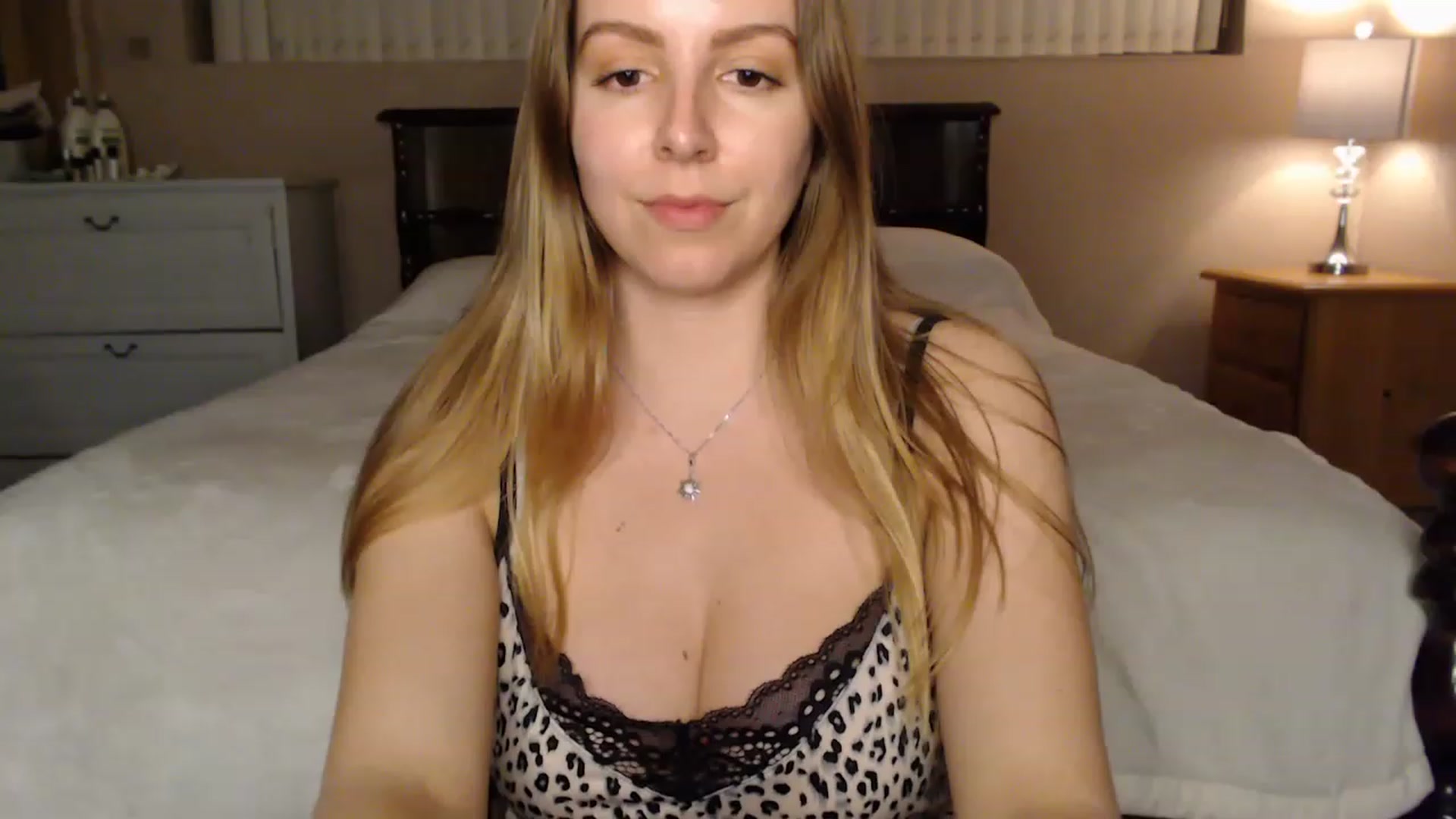 Gallery image thumbnail from MyaDelaney's myfreecams stream on, 02/21/2023, 05:22 image 4 of 20
