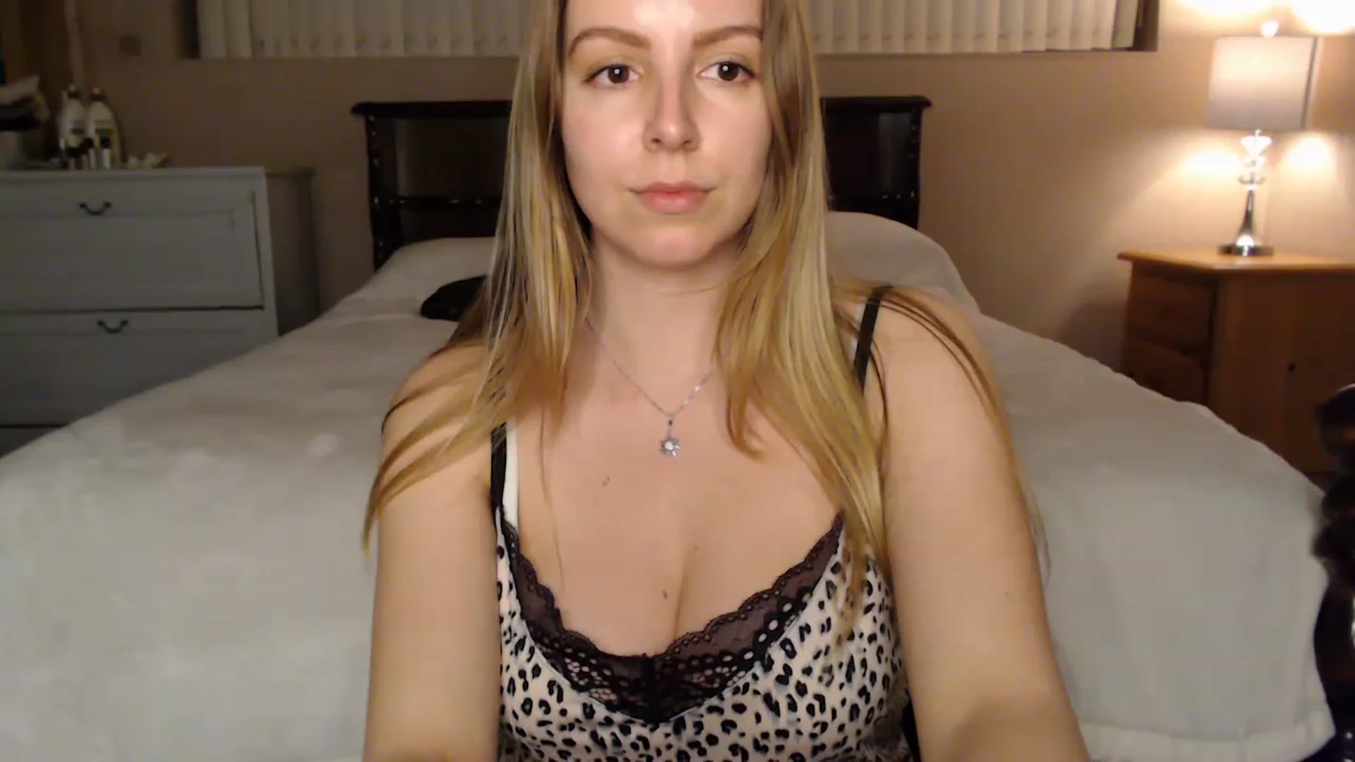 Gallery image thumbnail from MyaDelaney's myfreecams stream on, 02/21/2023, 05:22 image 14 of 20