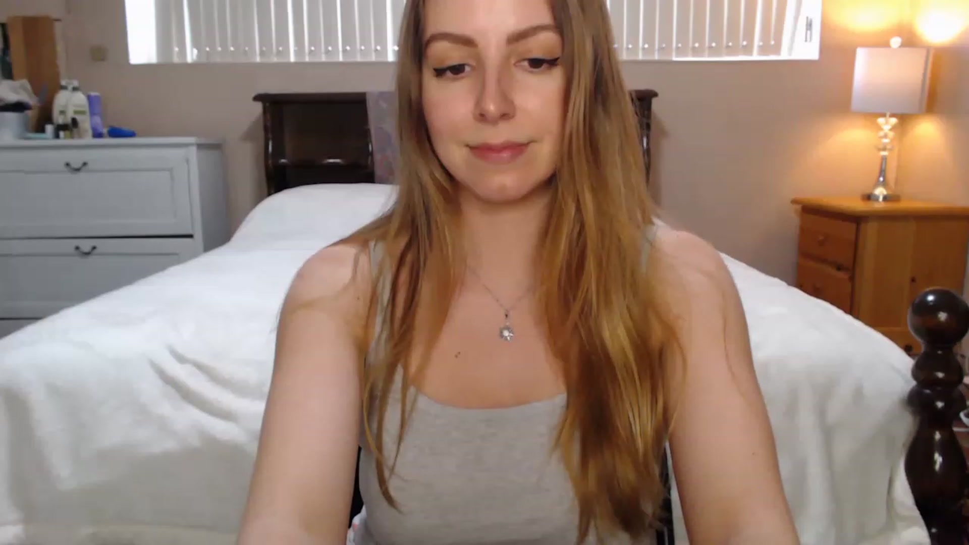 Gallery image thumbnail from MyaDelaney's myfreecams stream on, 02/27/2023, 01:03 image 12 of 20