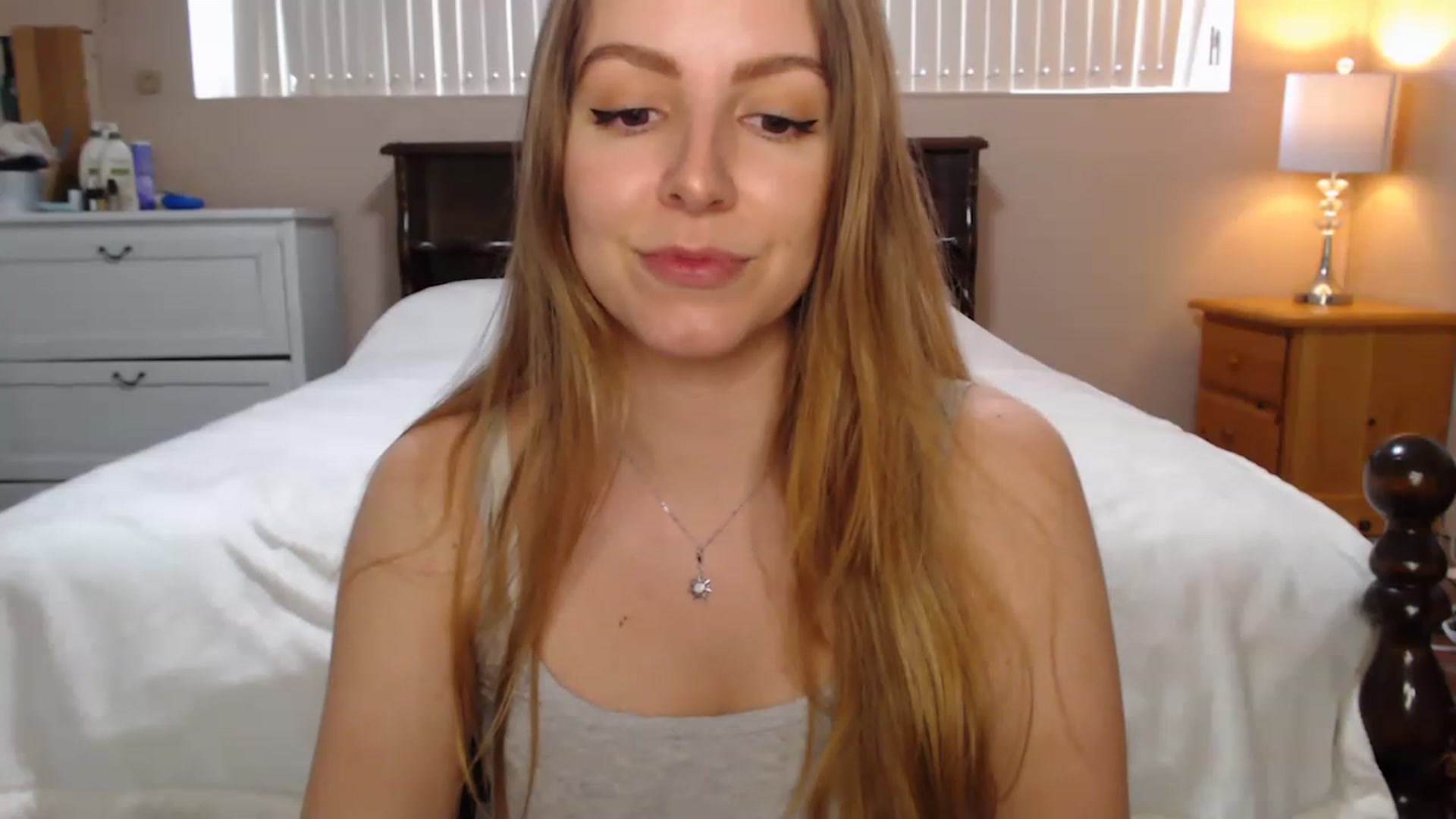 Gallery image thumbnail from MyaDelaney's myfreecams stream on, 02/27/2023, 01:13 image 12 of 20