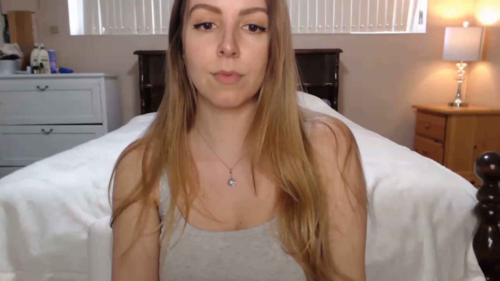 Gallery image thumbnail from MyaDelaney's myfreecams stream on, 02/27/2023, 01:13 image 18 of 20