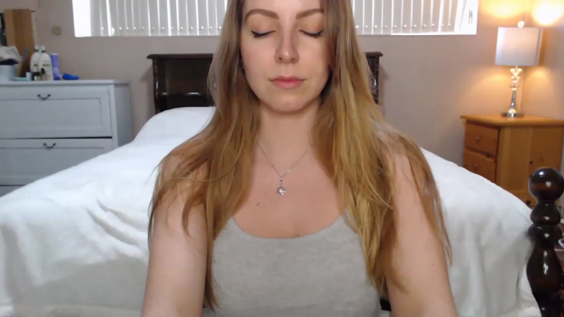 Gallery image thumbnail from MyaDelaney's myfreecams stream on, 02/27/2023, 01:13 image 10 of 20