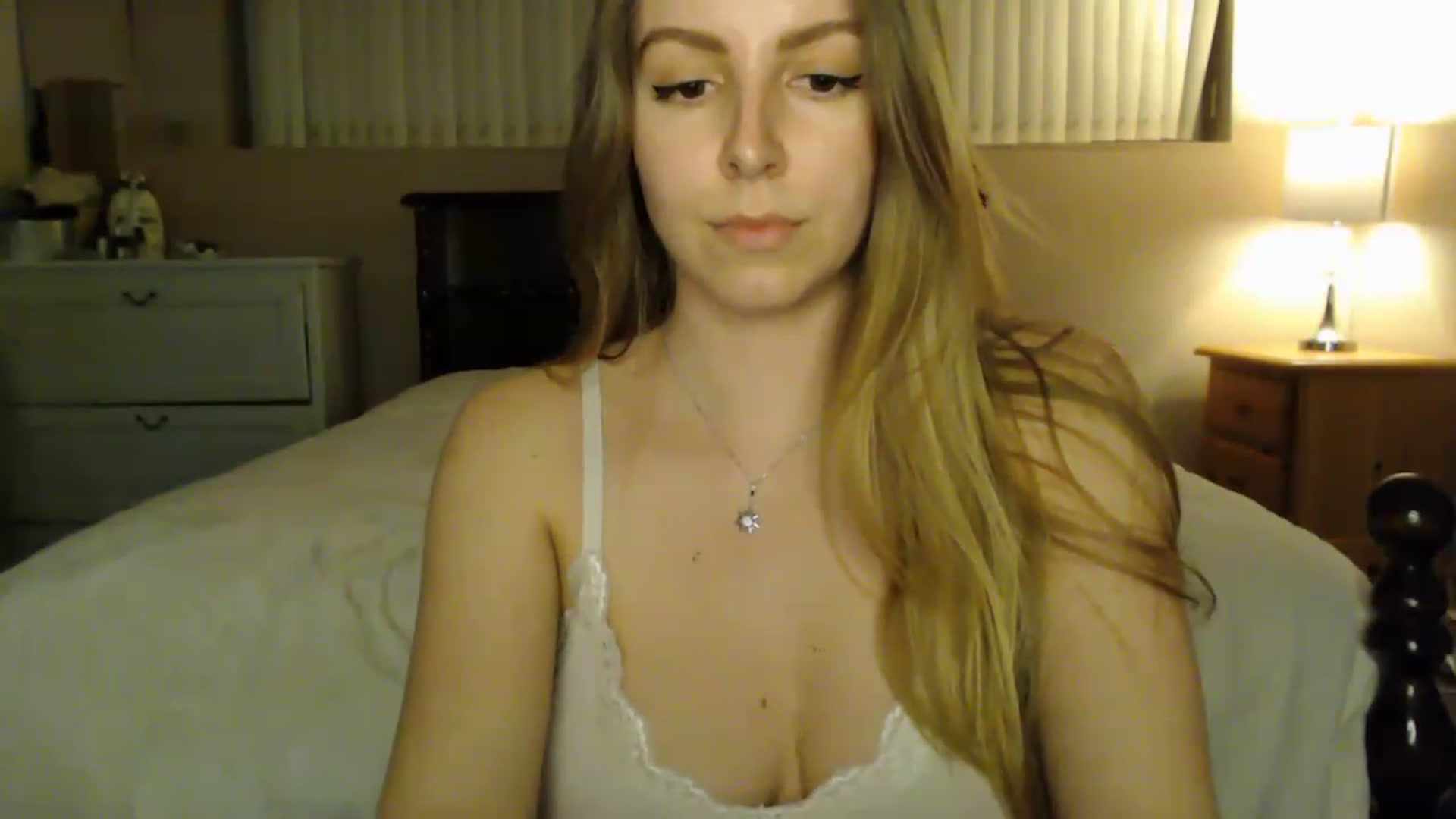 Gallery image thumbnail from MyaDelaney's myfreecams stream on, 02/27/2023, 06:12 image 15 of 20