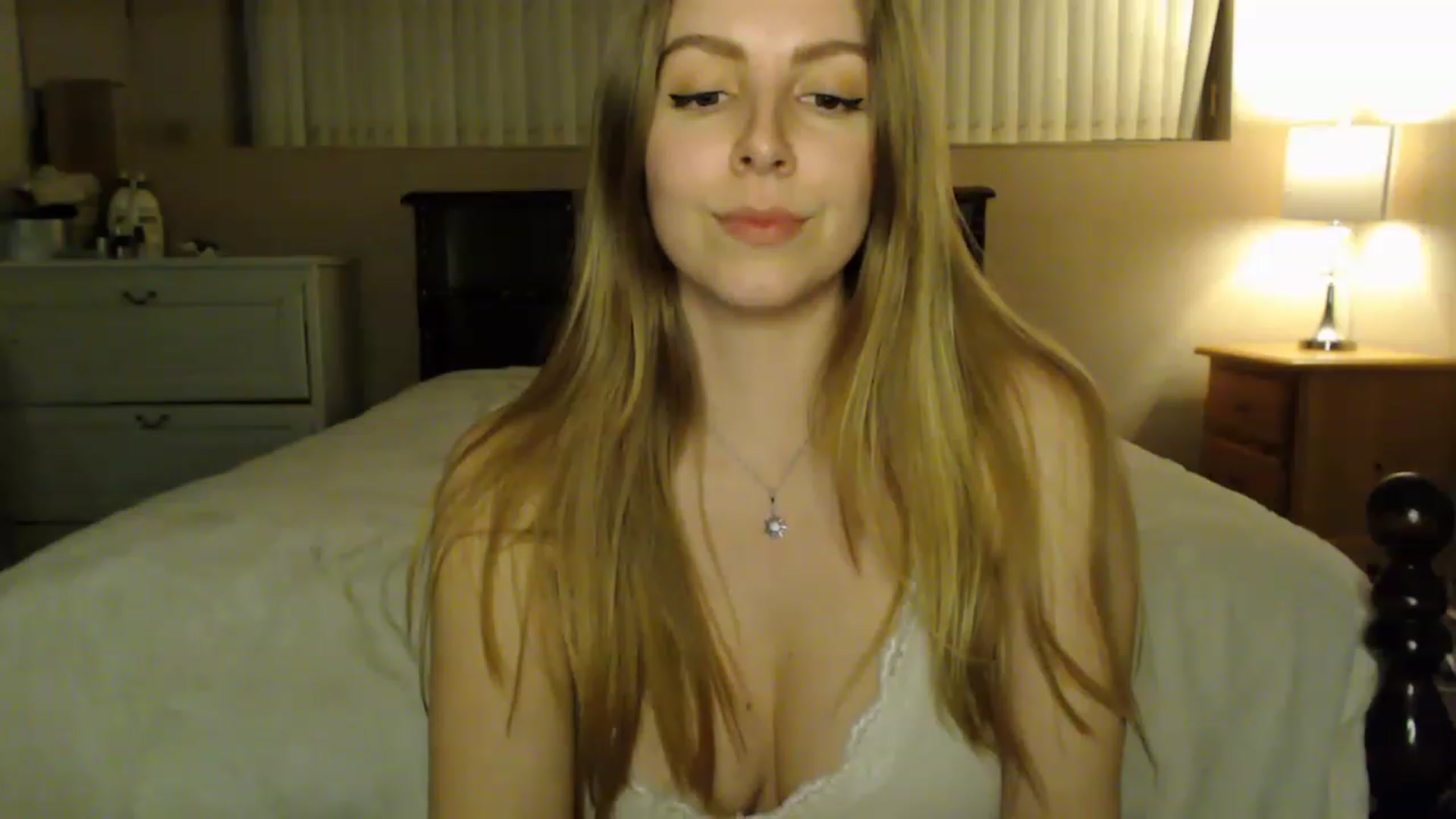 Gallery image thumbnail from MyaDelaney's myfreecams stream on, 02/27/2023, 06:12 image 4 of 20