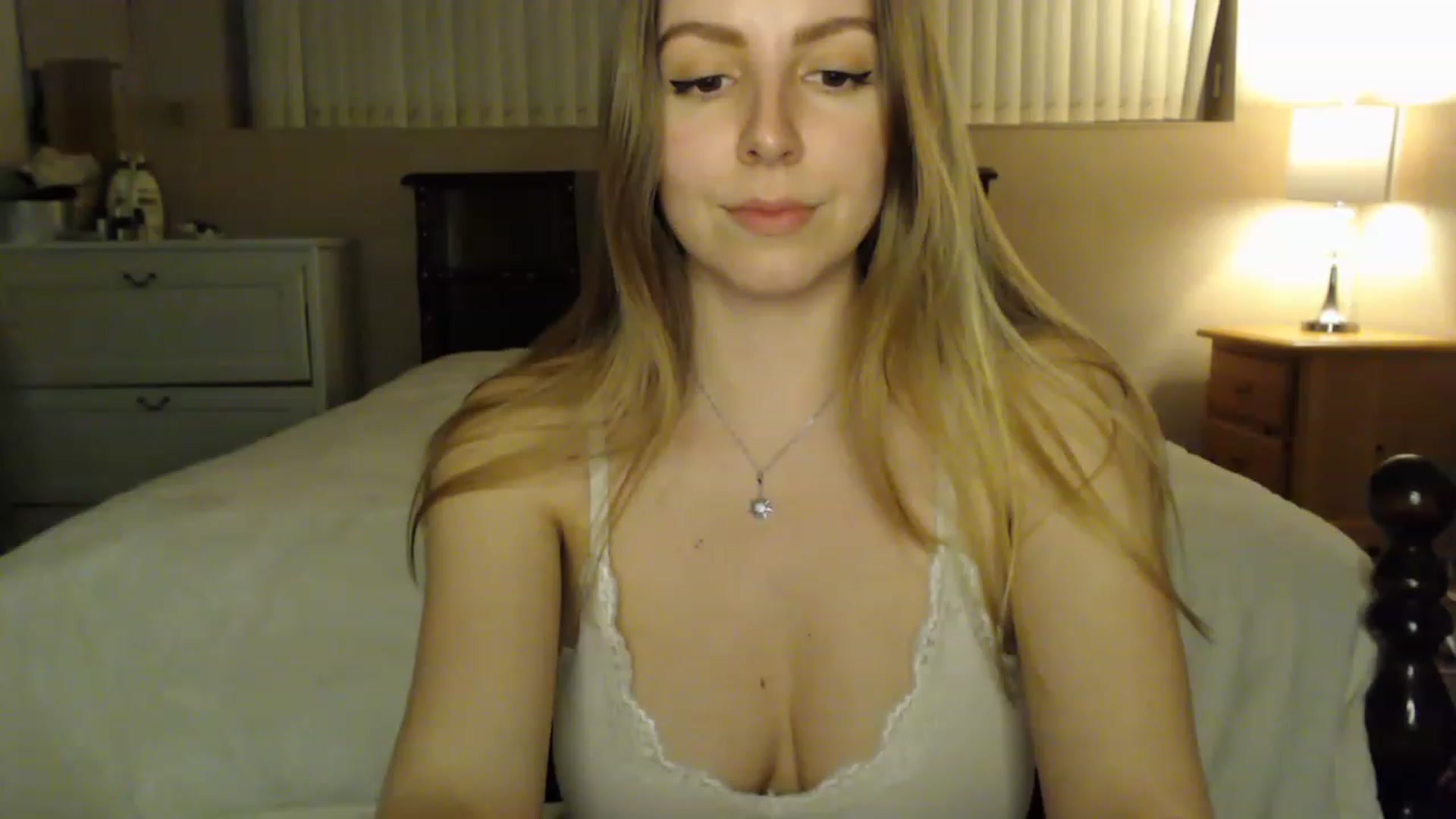 Gallery image thumbnail from MyaDelaney's myfreecams stream on, 02/27/2023, 06:12 image 2 of 20