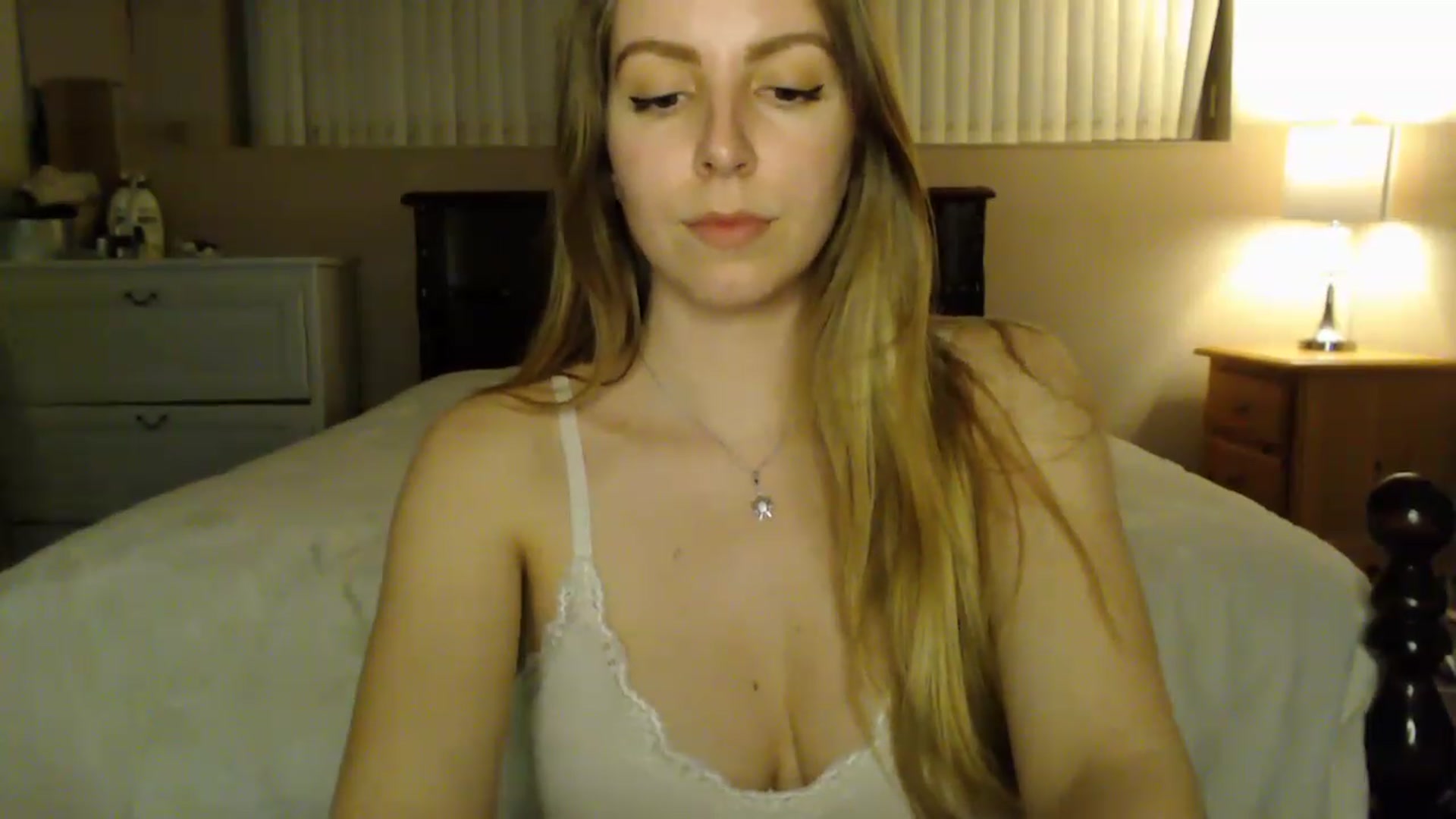 Gallery image thumbnail from MyaDelaney's myfreecams stream on, 02/27/2023, 06:12 image 19 of 20