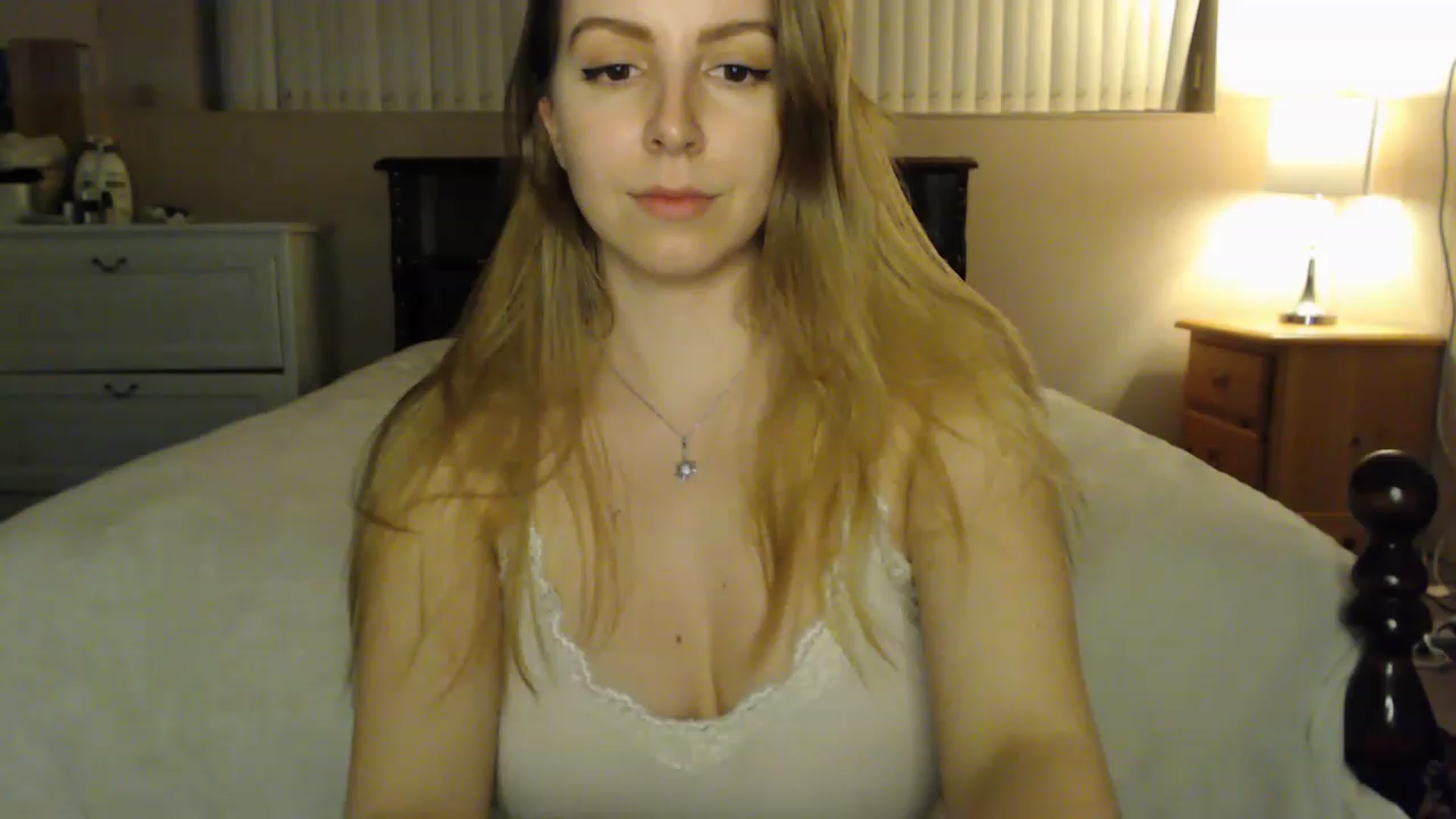 Gallery image thumbnail from MyaDelaney's myfreecams stream on, 02/27/2023, 07:50 image 12 of 20