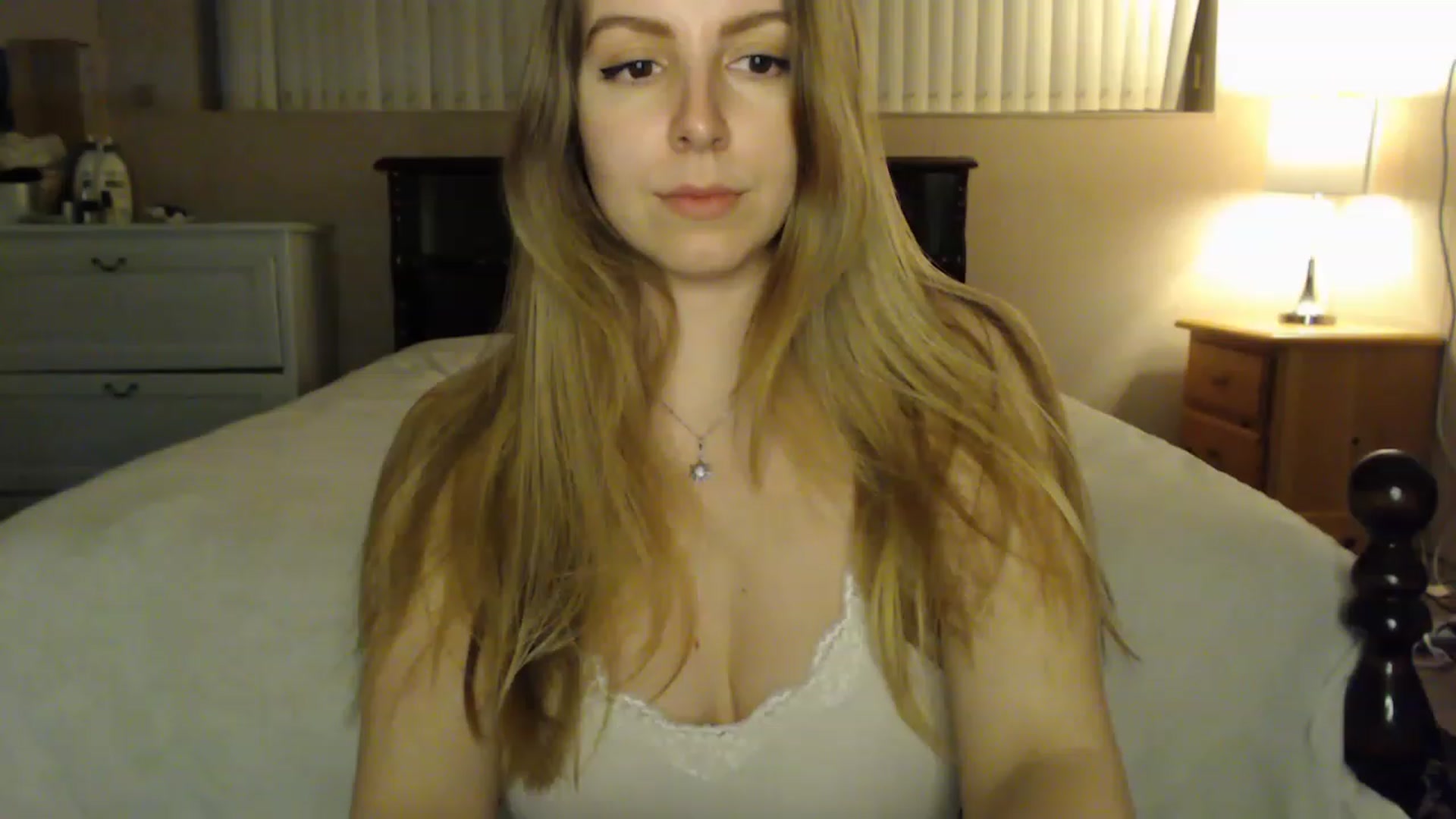 Gallery image thumbnail from MyaDelaney's myfreecams stream on, 02/27/2023, 07:50 image 18 of 20
