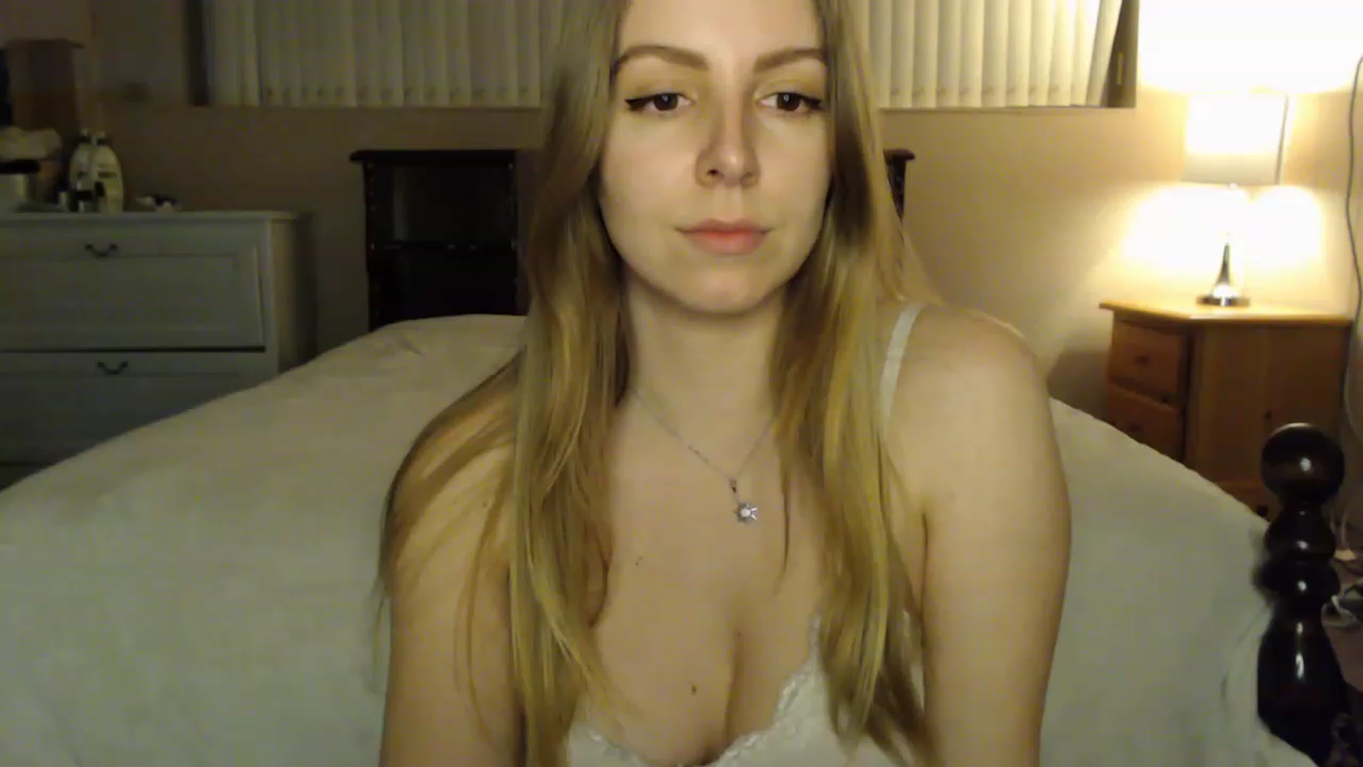 Gallery image thumbnail from MyaDelaney's myfreecams stream on, 02/27/2023, 07:50 image 5 of 20