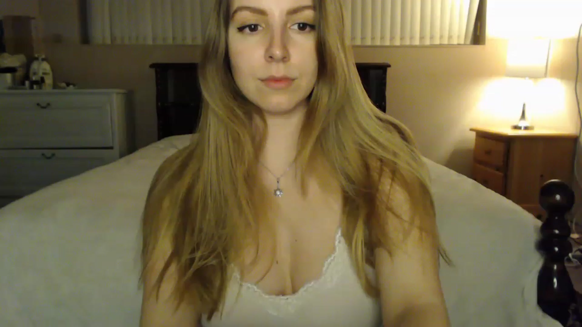 Gallery image thumbnail from MyaDelaney's myfreecams stream on, 02/27/2023, 07:50 image 17 of 20