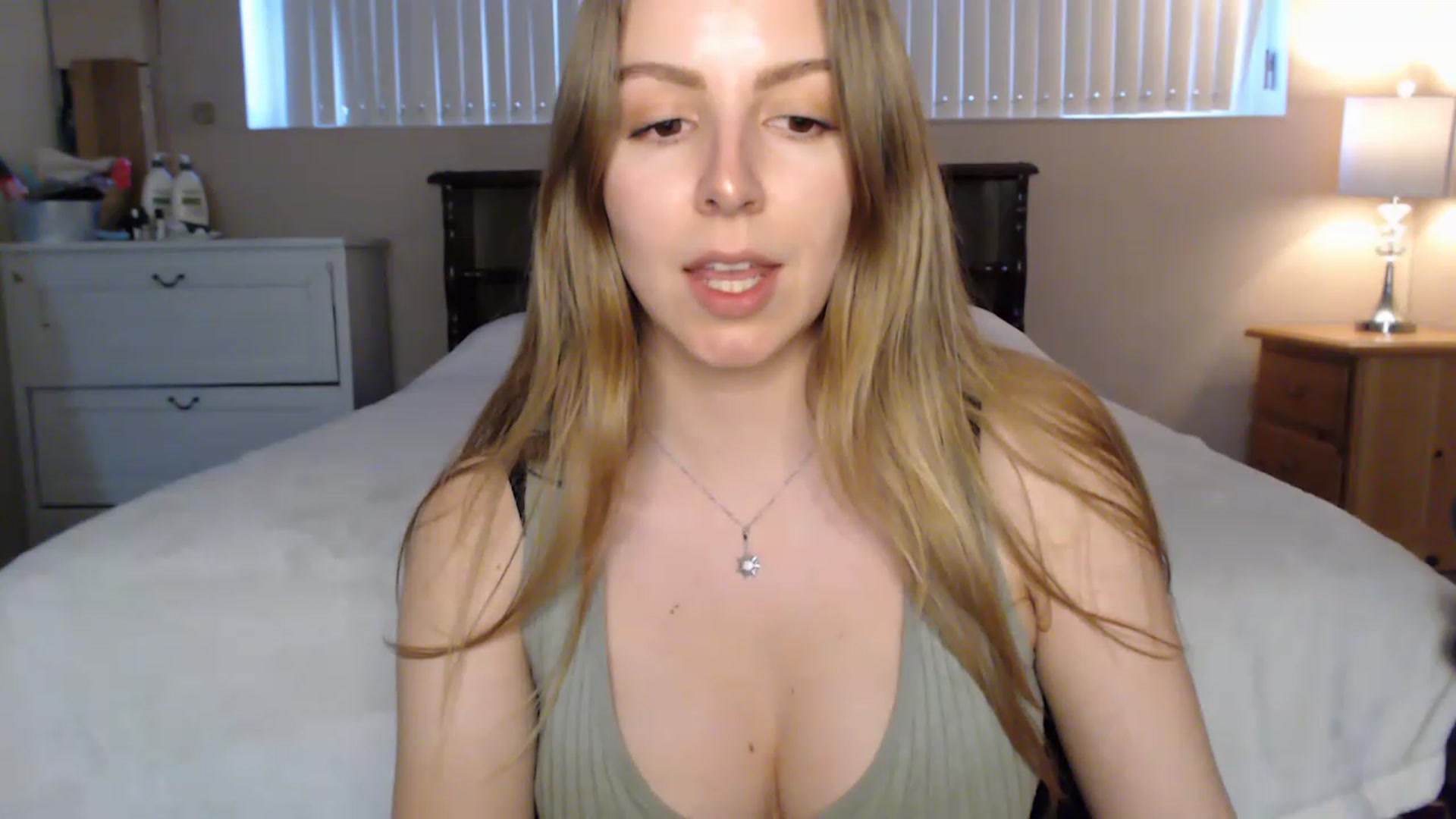 Gallery image thumbnail from MyaDelaney's myfreecams stream on, 03/01/2023, 01:50 image 10 of 20