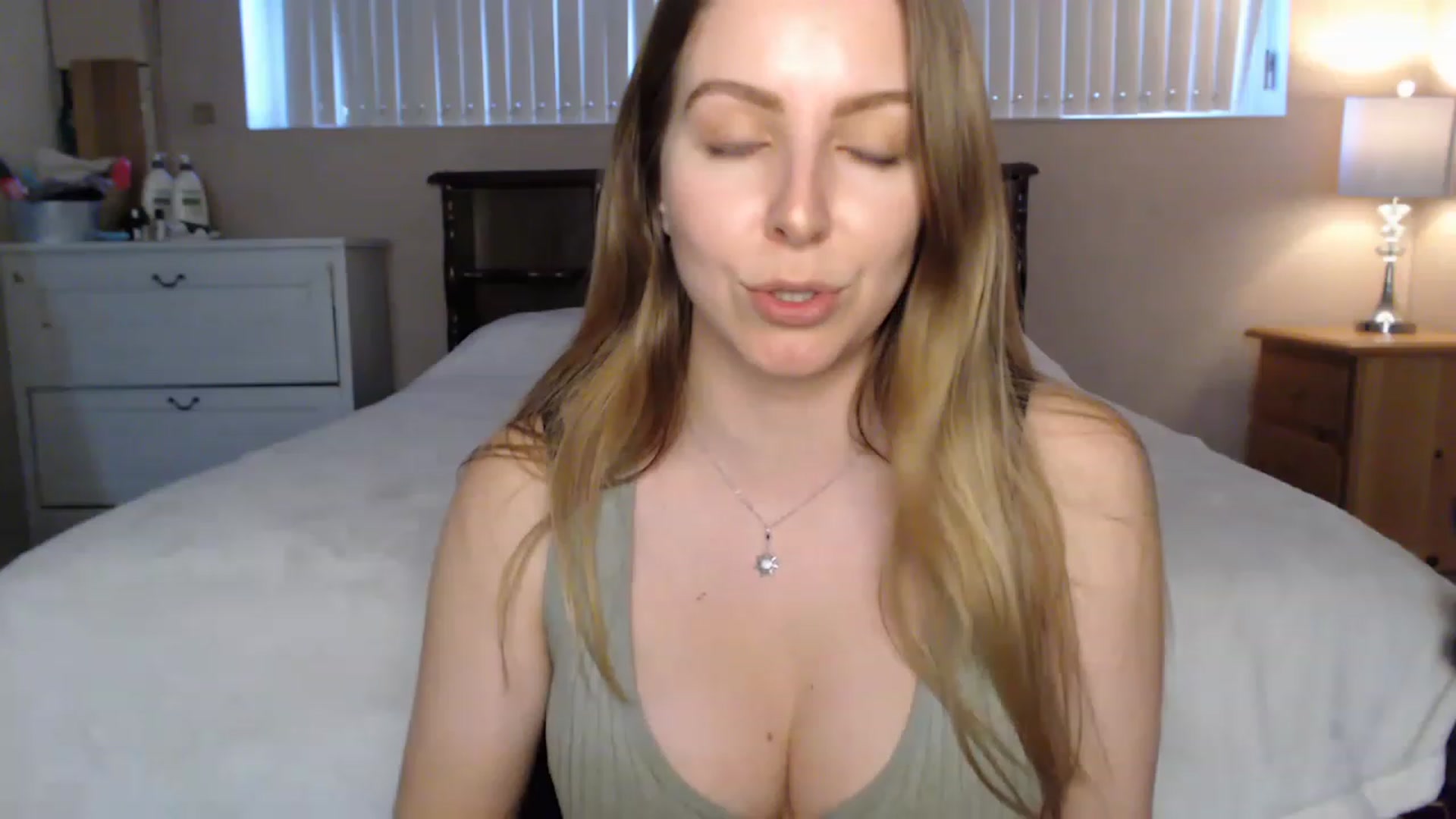 Gallery image thumbnail from MyaDelaney's myfreecams stream on, 03/01/2023, 01:50 image 11 of 20