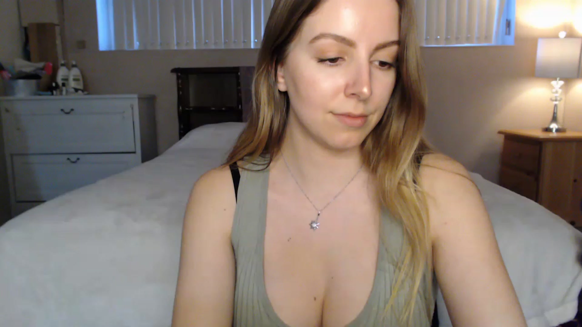 Gallery image thumbnail from MyaDelaney's myfreecams stream on, 03/01/2023, 01:50 image 18 of 20